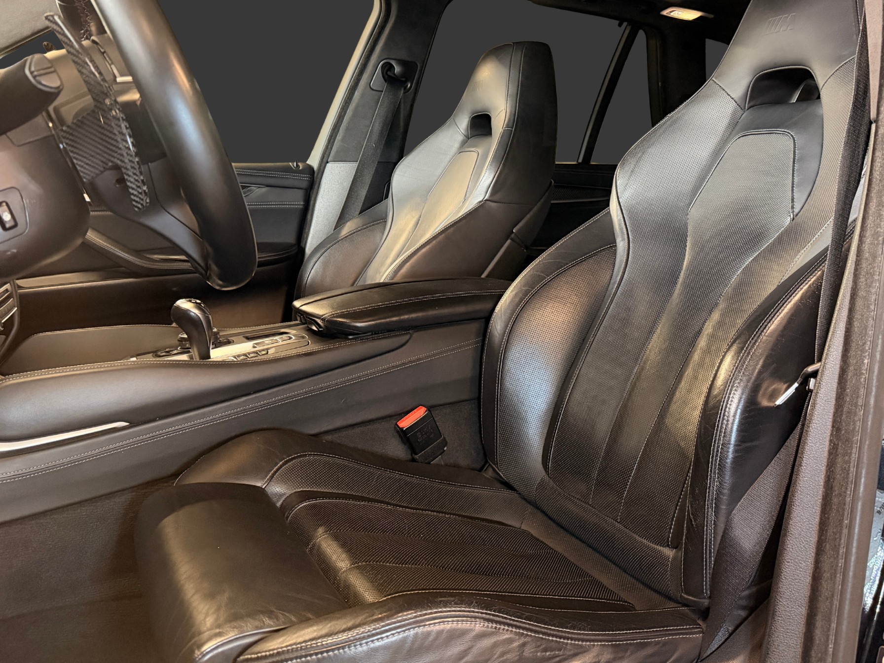 BMW X5M Steptronic-image-12