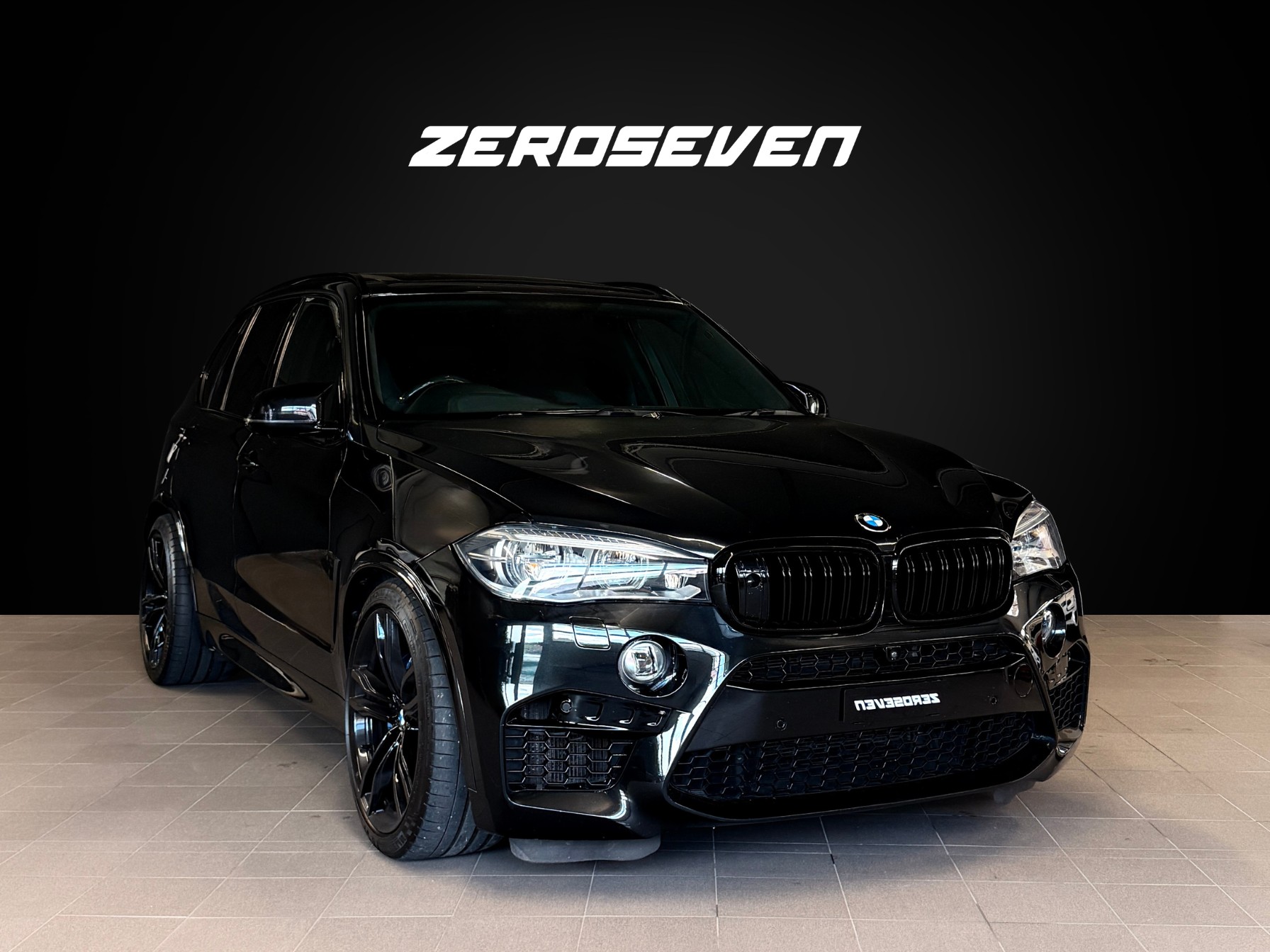 BMW X5M Steptronic-image-10