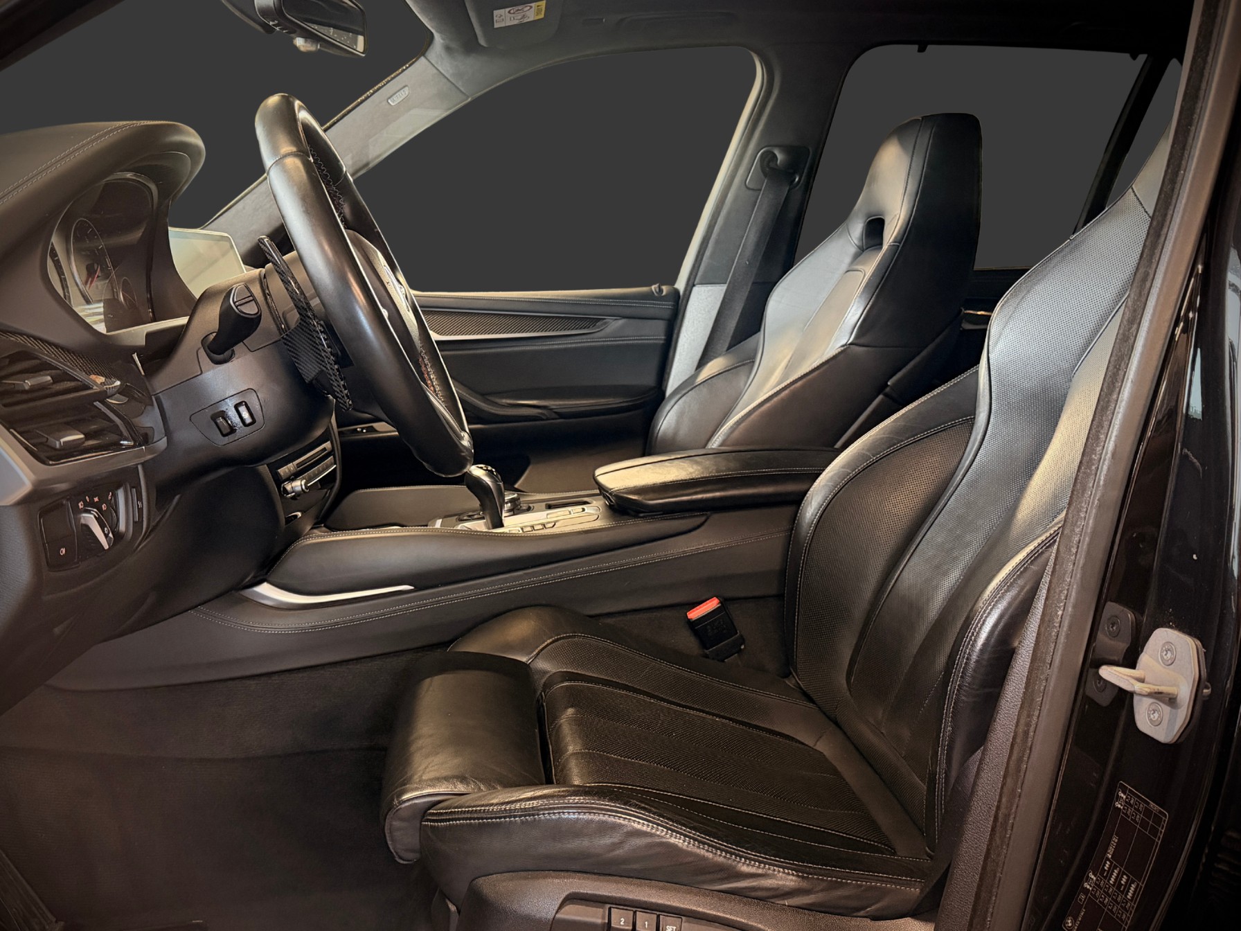 BMW X5M Steptronic-image-14