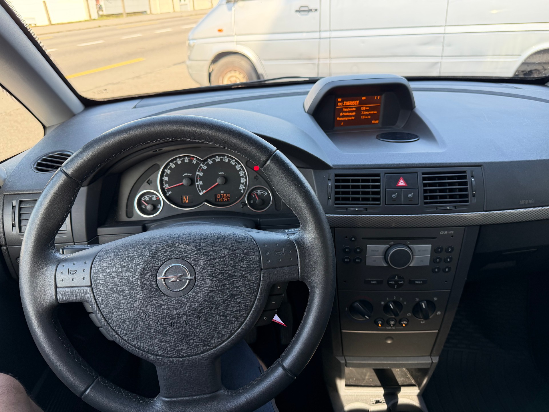 OPEL Meriva 1.6i-16 TP Edition Easytronic-image-6