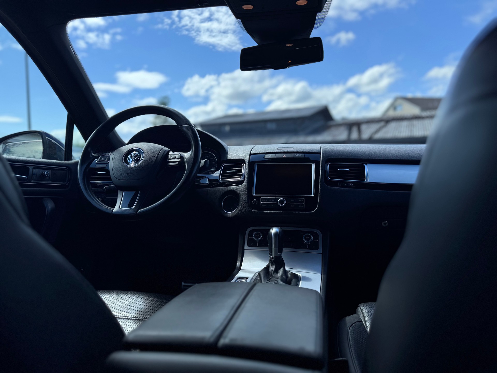 VW Touareg 3.0 TDI BlueMotion Technology Tiptronic-image-7