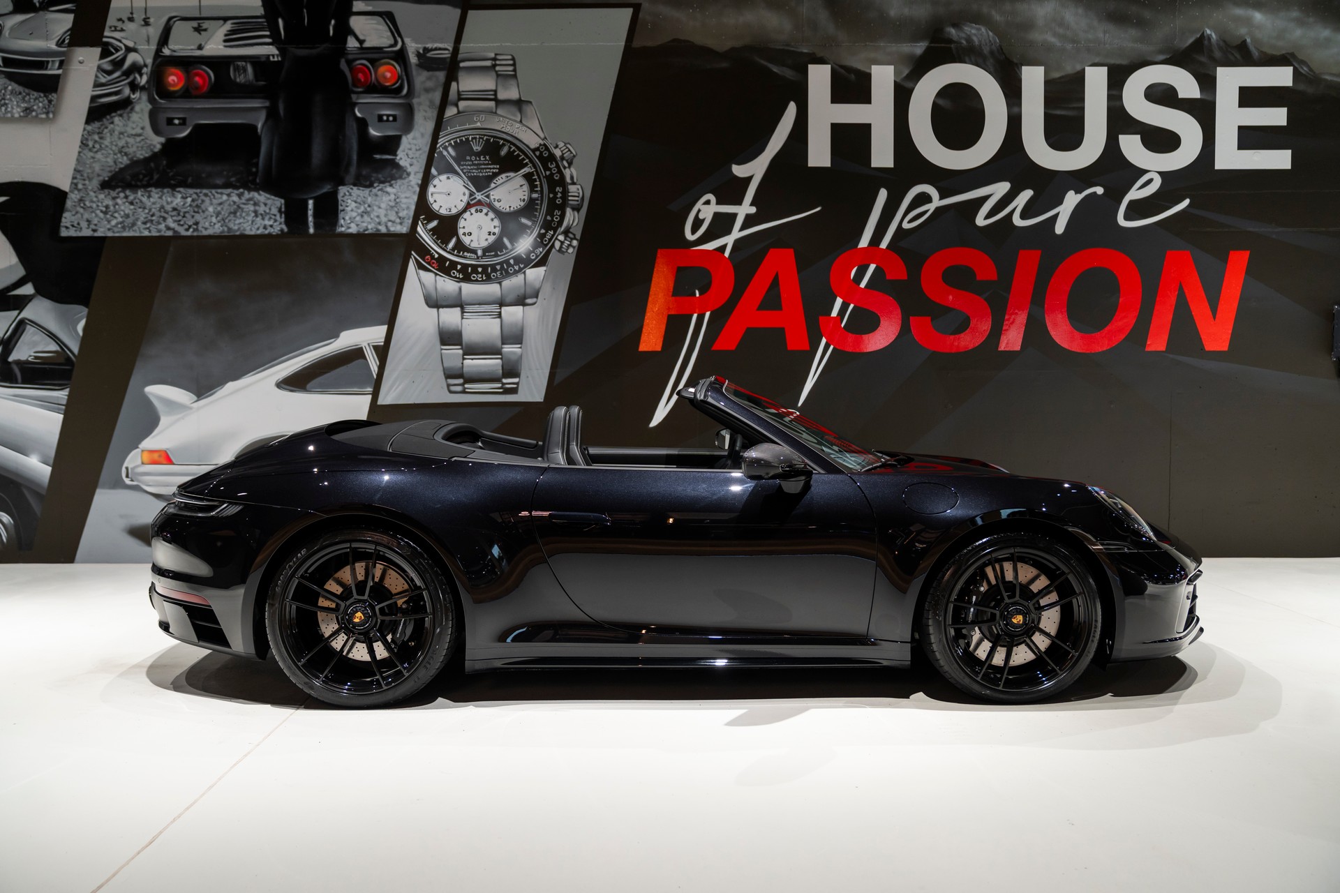 PORSCHE 911 Carrera 4 GTS Cabriolet PDK-showroom-element-2