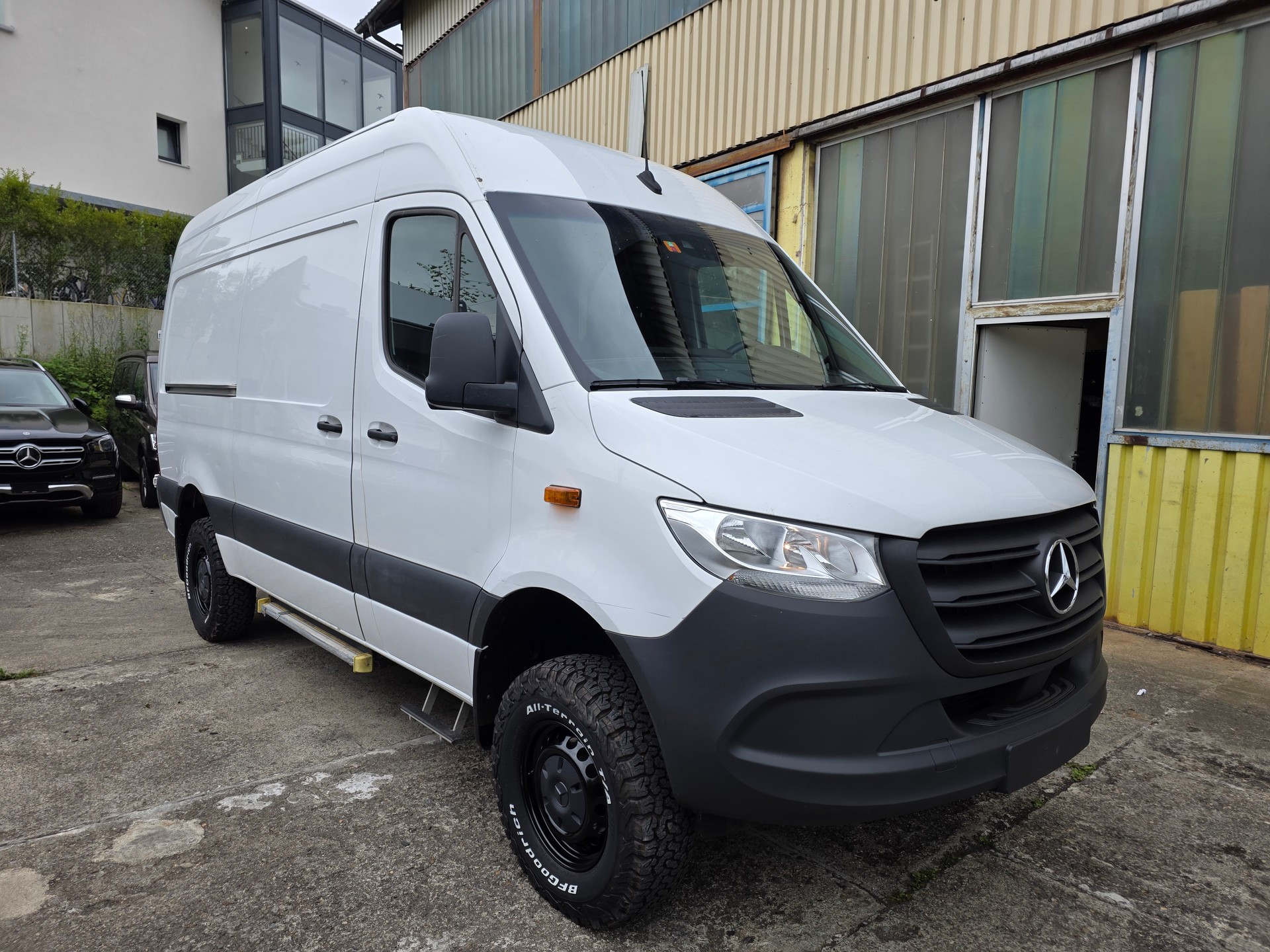 MERCEDES-BENZ 319 CDI 4X4