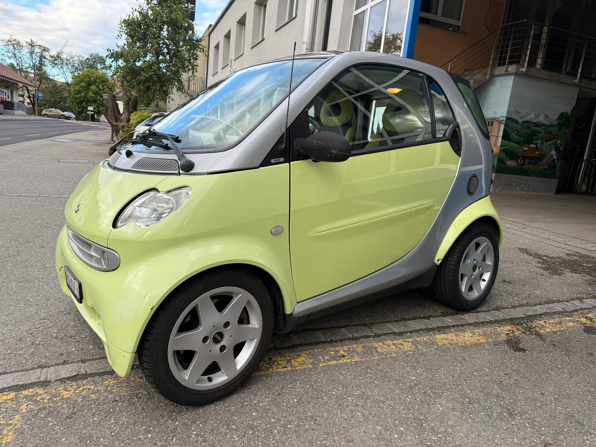 SMART fortwo creamstyle