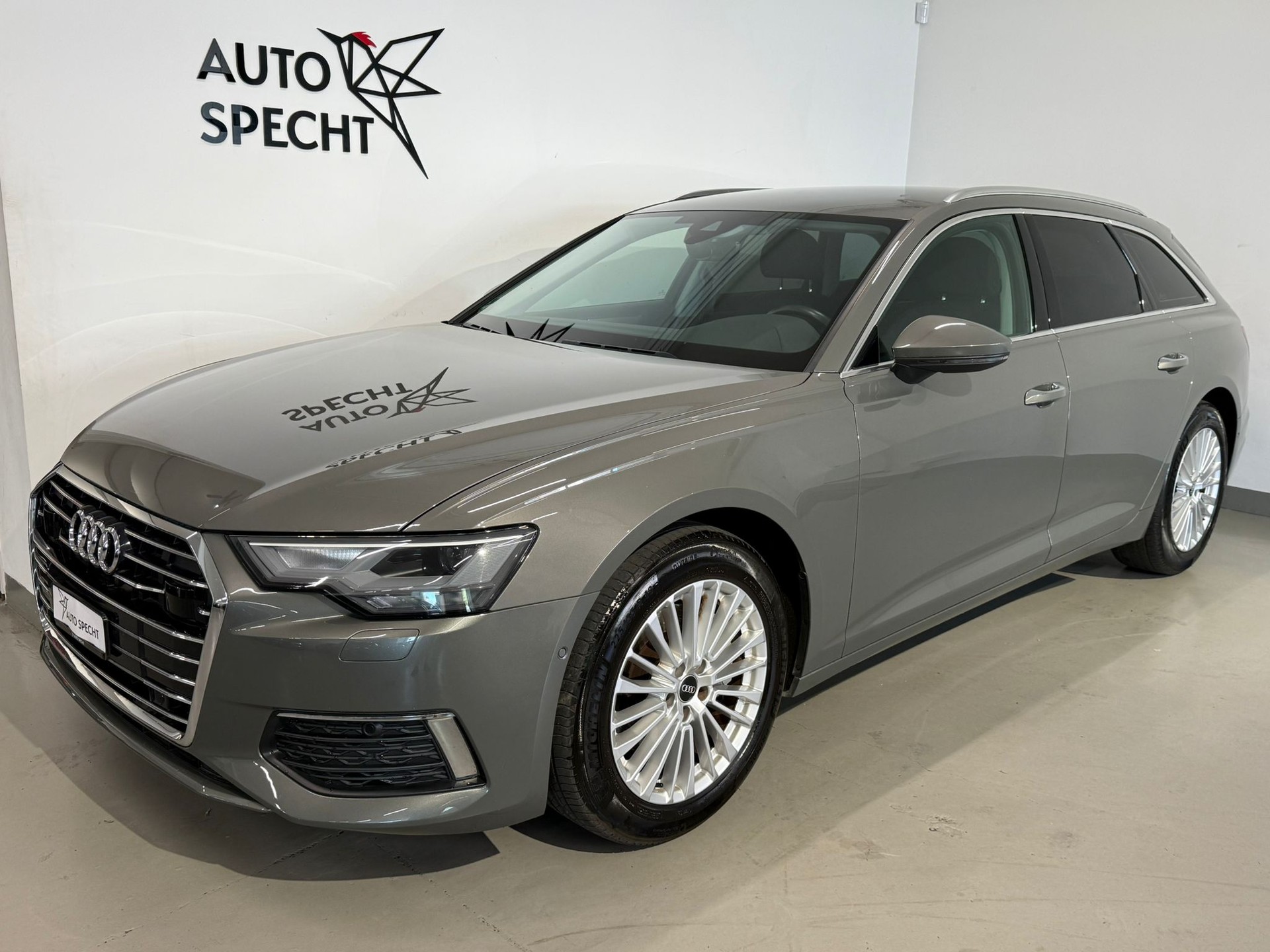 AUDI A6 Avant 45 TFSI Design S-tronic-showroom-element-1