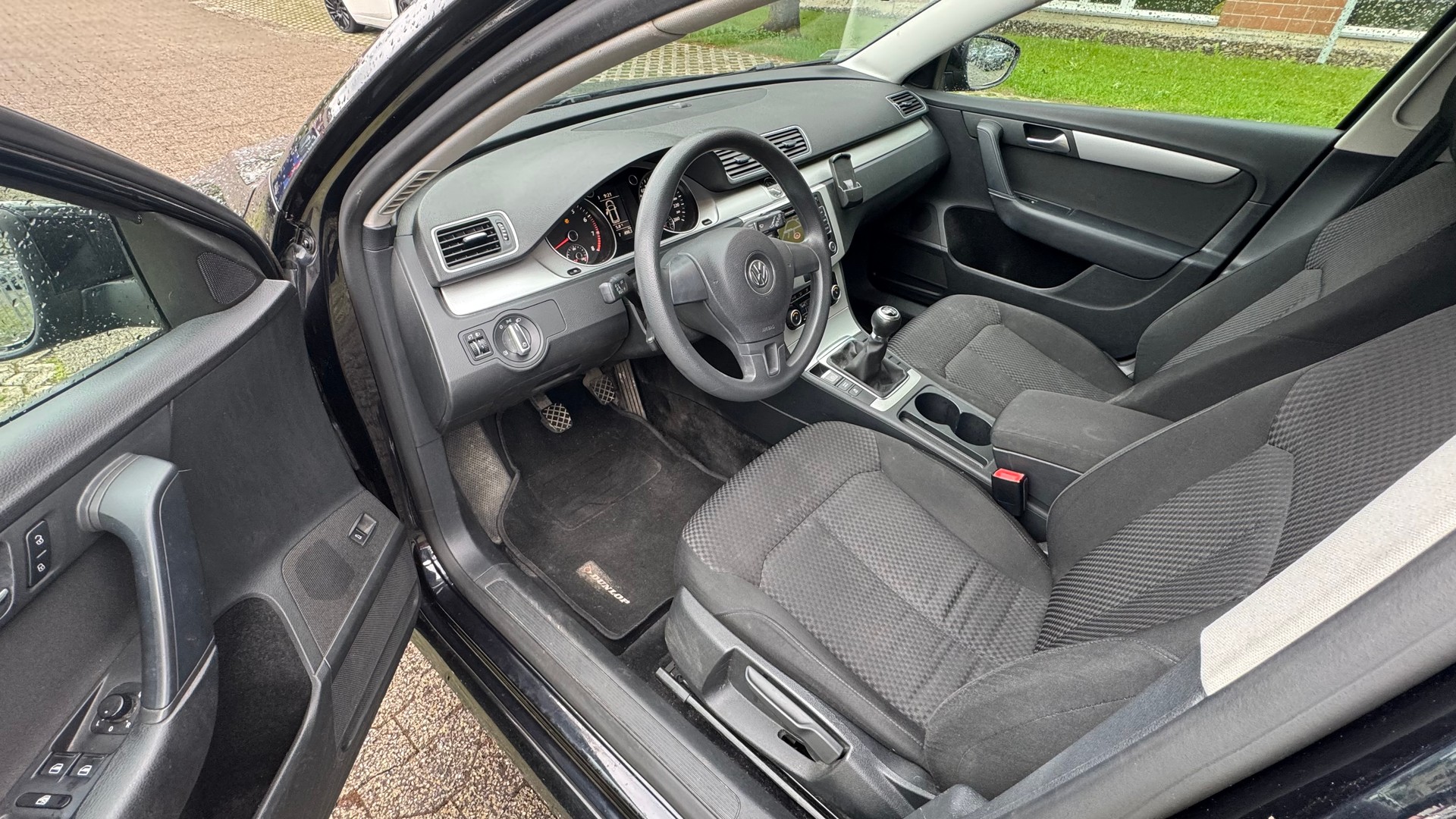 VW Passat Variant 1.4 TSI BlueMotion Highline-image-5