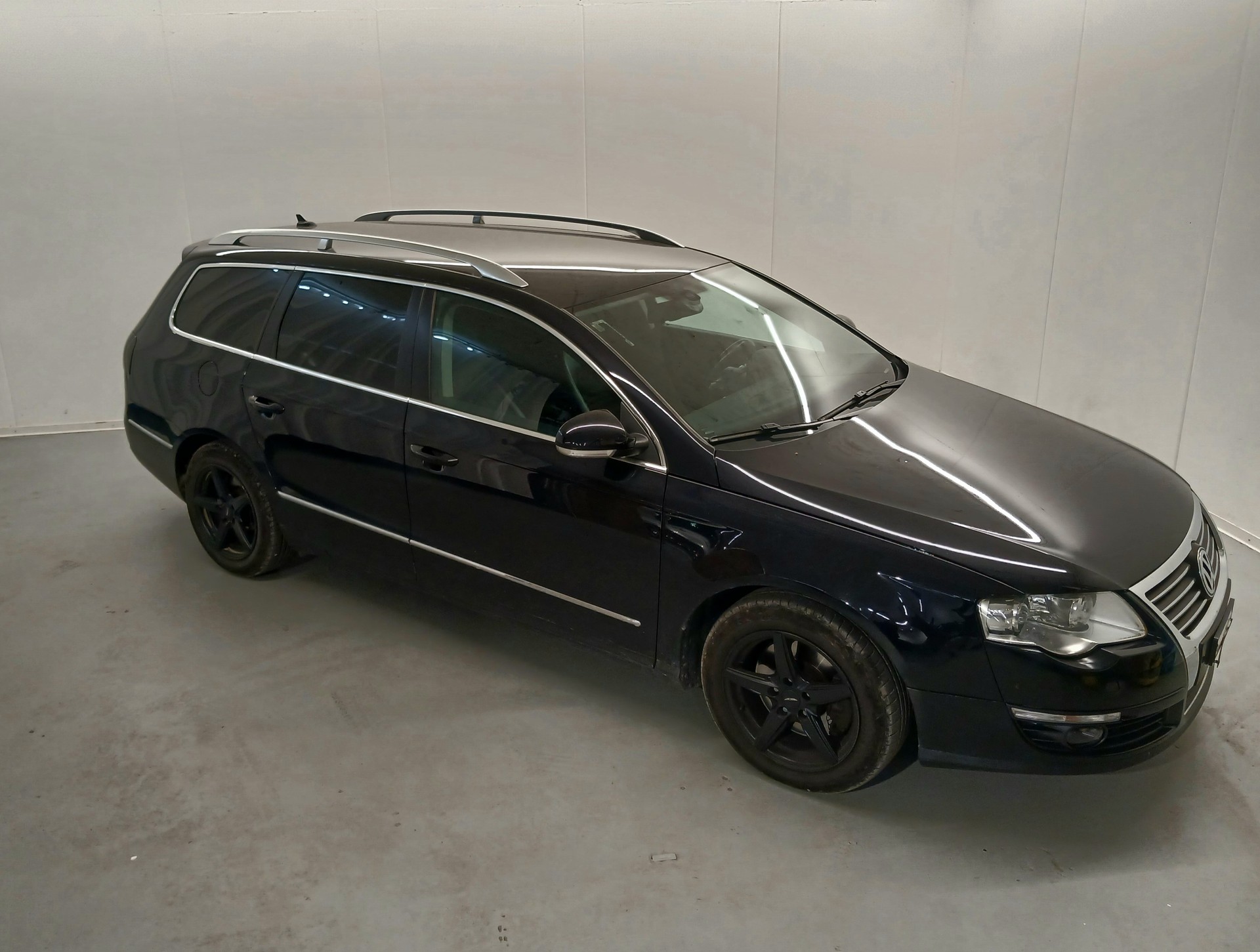 VW Passat Variant 2.0T FSI Highline DSG-image-6