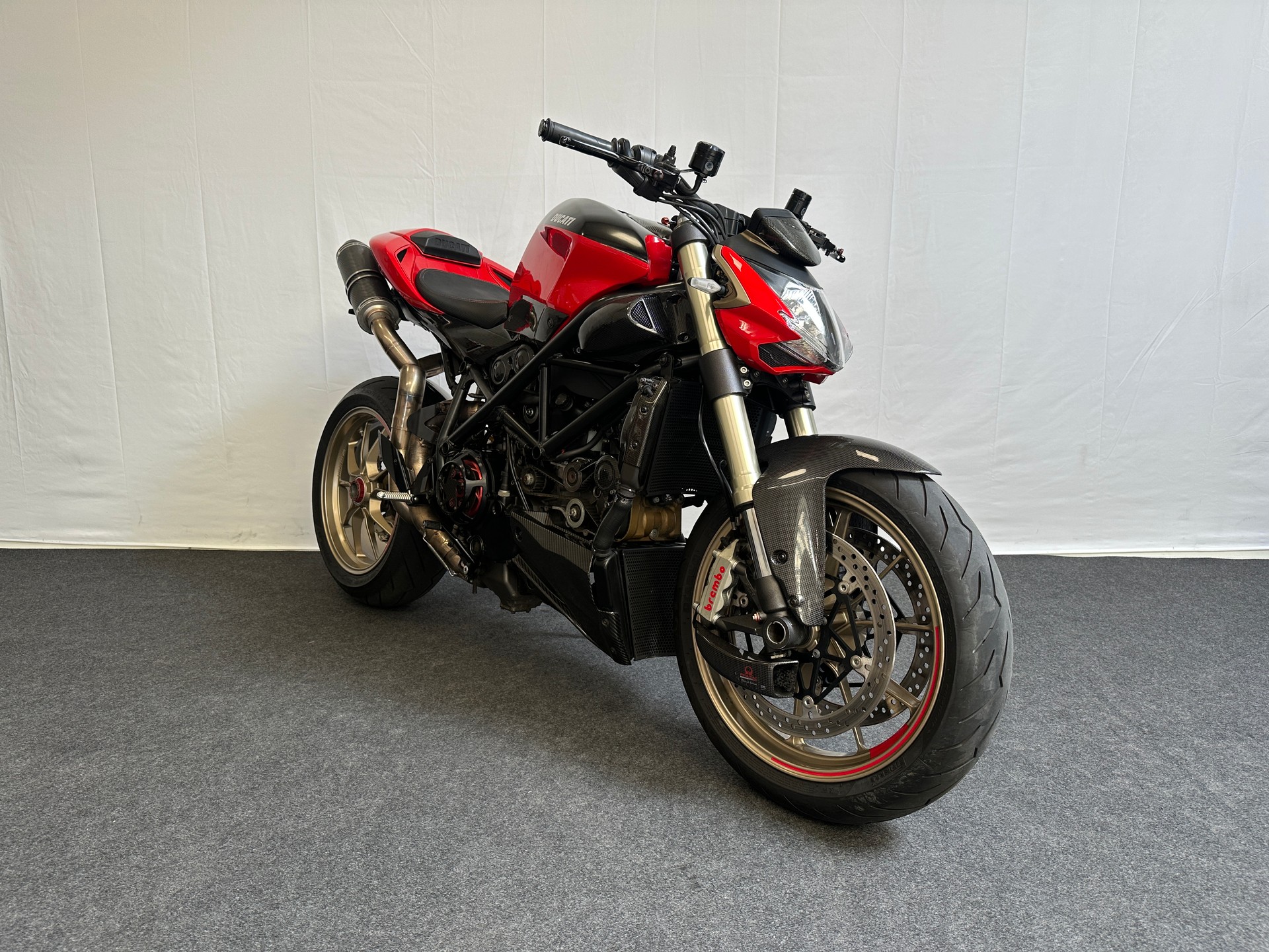 DUCATI Streetfighter 1099-image-2
