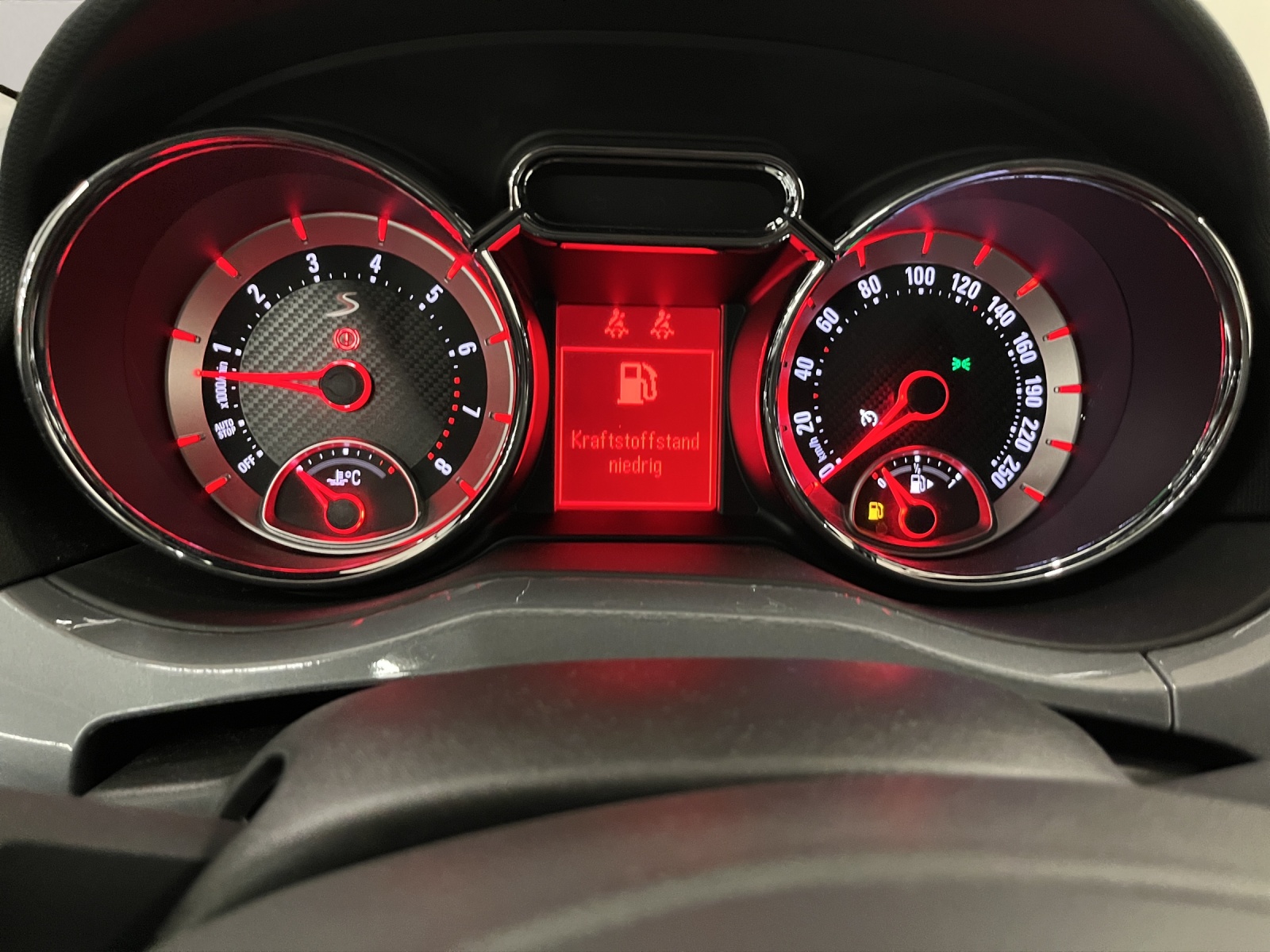 OPEL Adam 1.4i Turbo S S/S-image-8