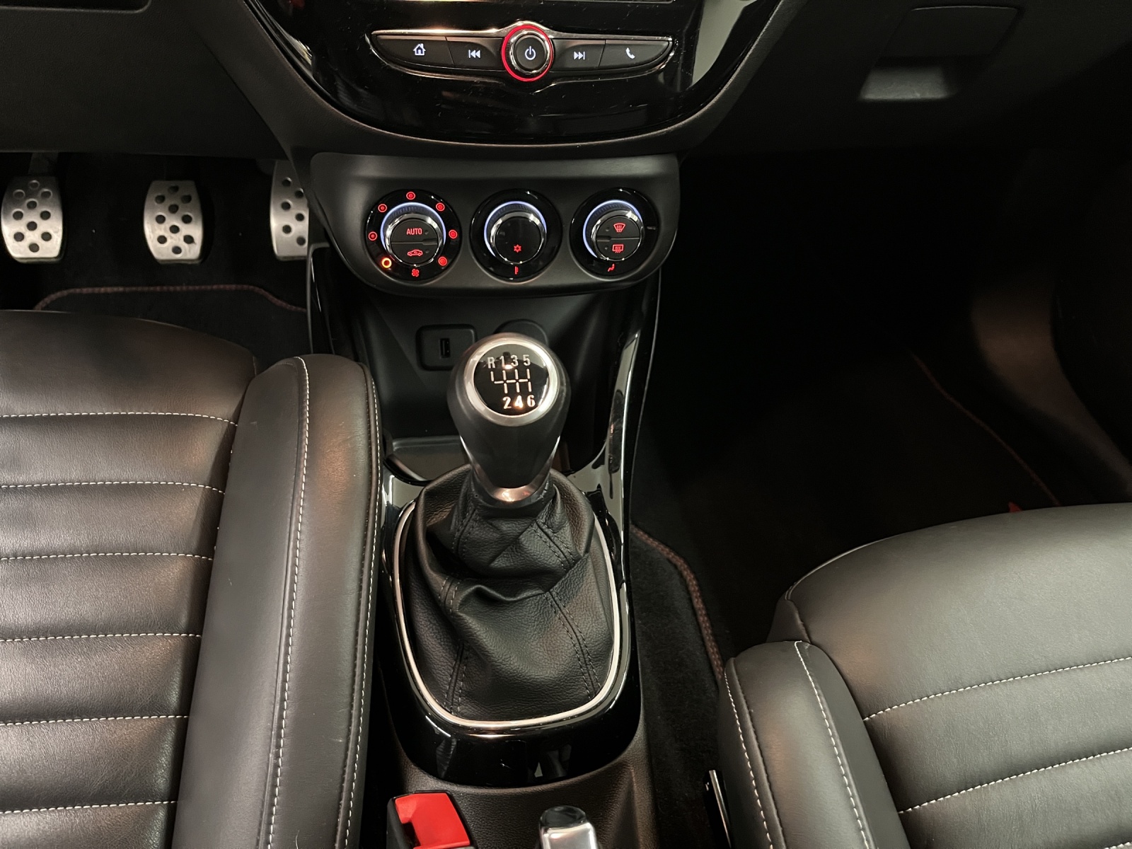 OPEL Adam 1.4i Turbo S S/S-image-10