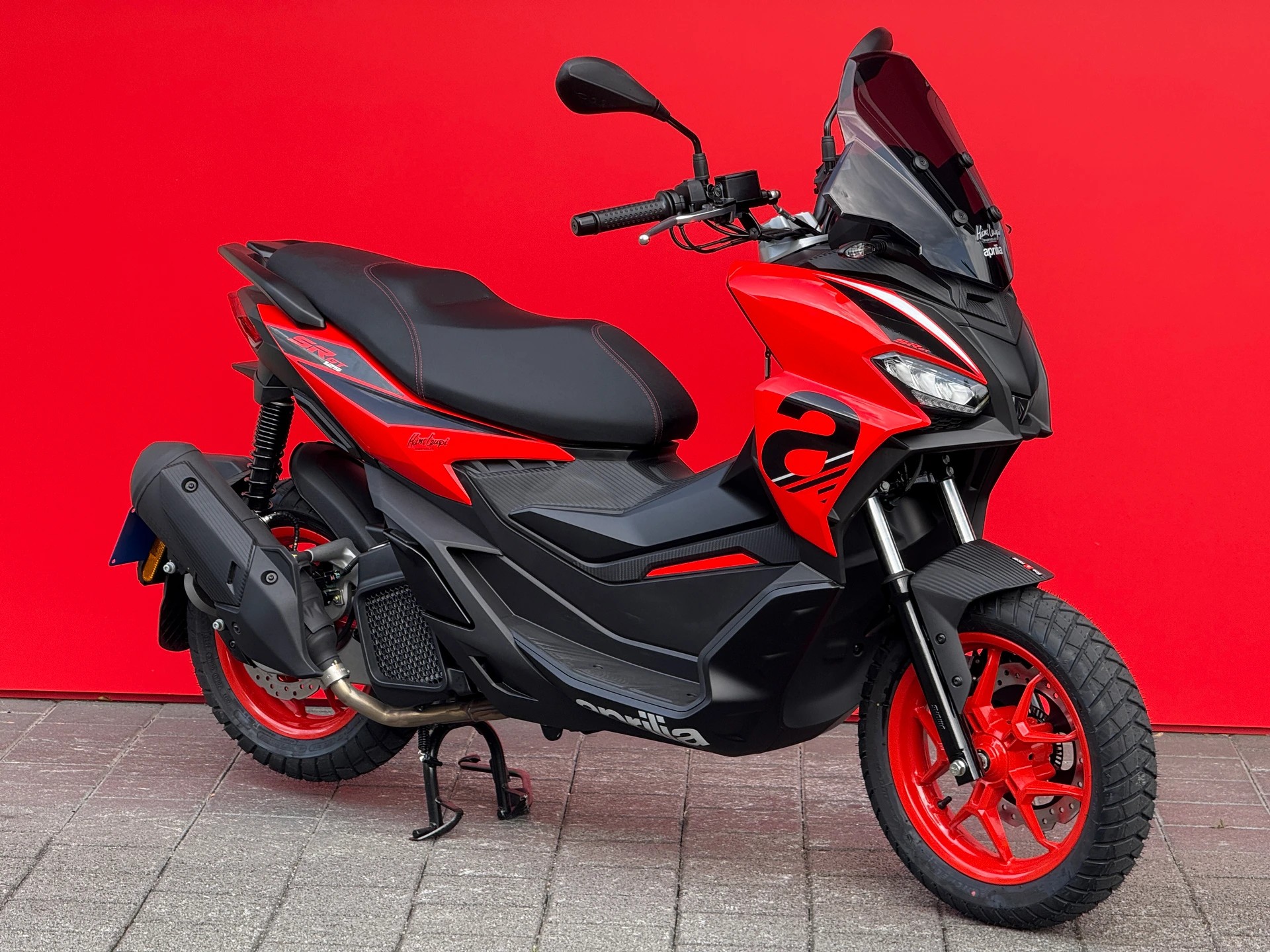 APRILIA SR 125 GT Sport ABS E5+-image-1