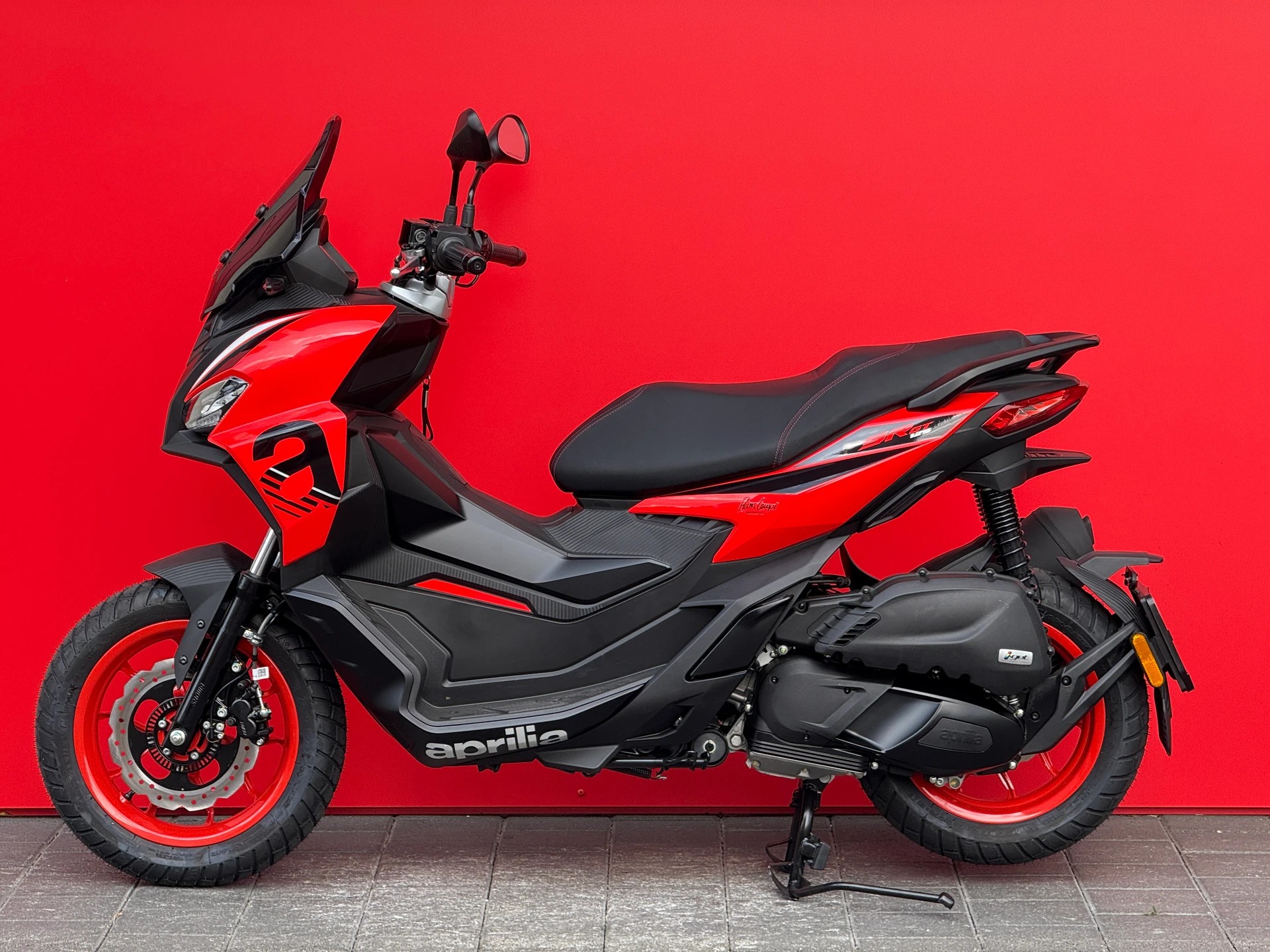 APRILIA SR 125 GT Sport ABS E5+-image-3