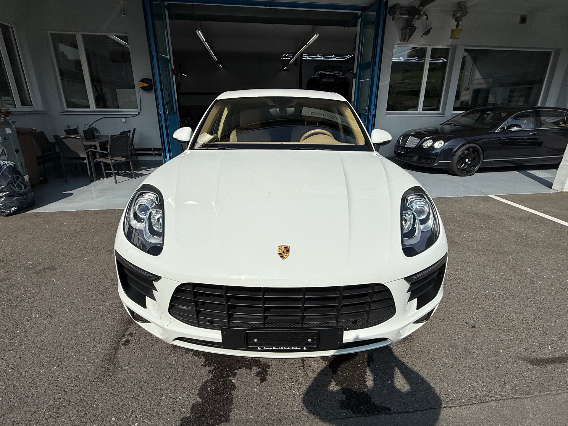 PORSCHE Macan S Diesel PDK-showroom-element-2