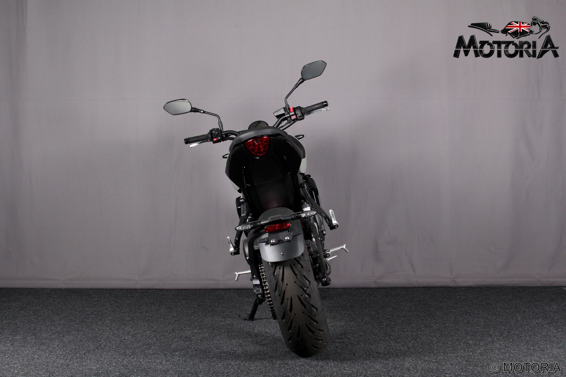 TRIUMPH Trident 660-image-3
