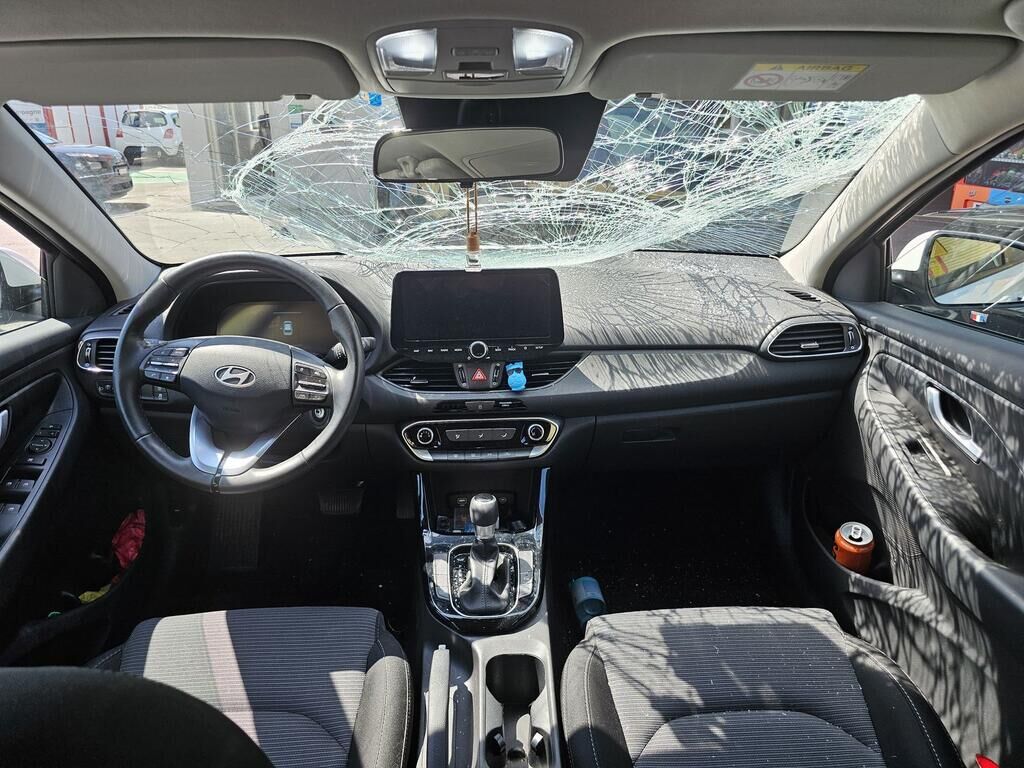 HYUNDAI i30 Wagon 1.0 T-GDi Origo 48V MH DCT beschadig endomagée-image-2