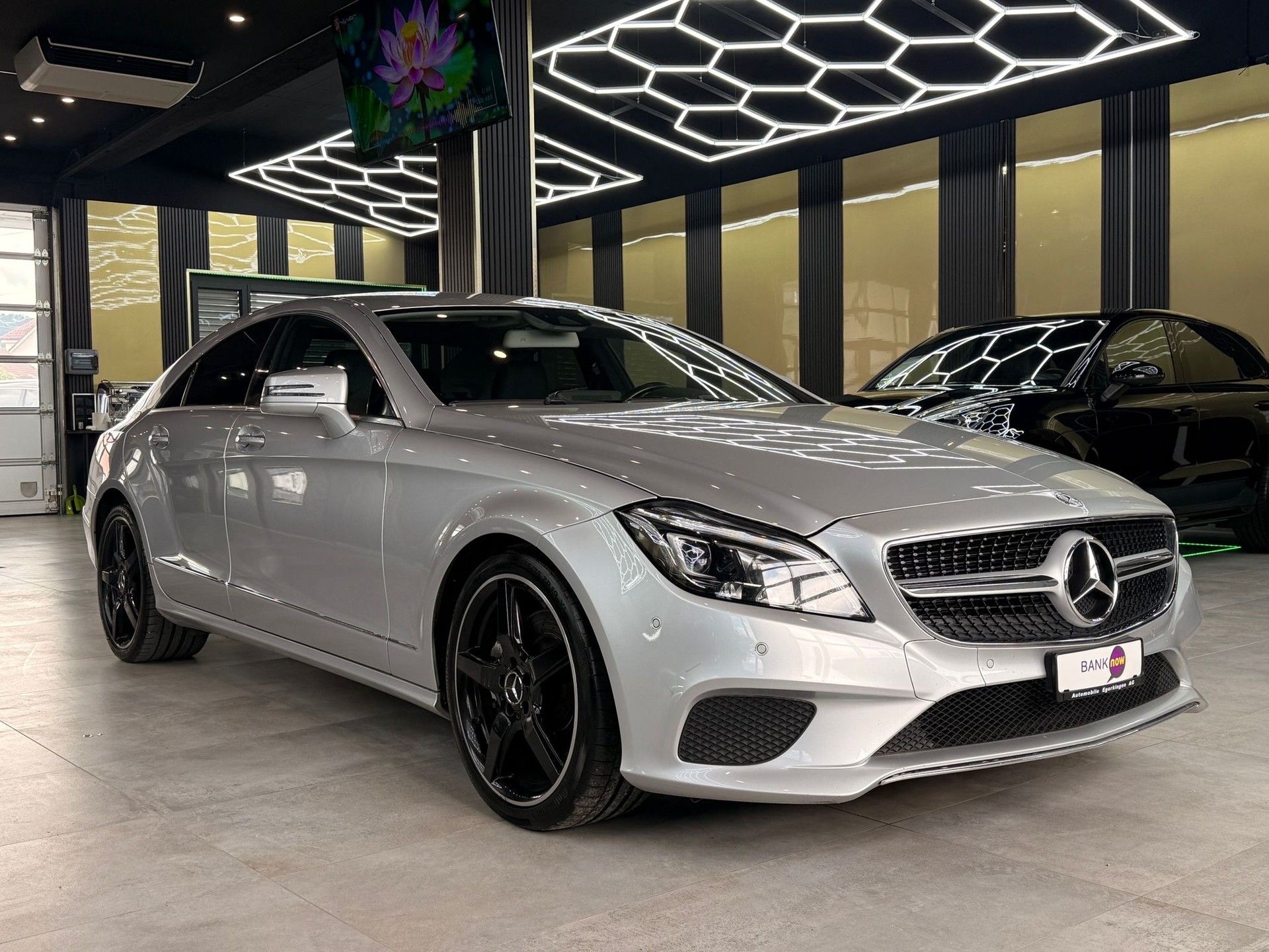 MERCEDES-BENZ CLS 400 7G-Tronic-showroom-element-2