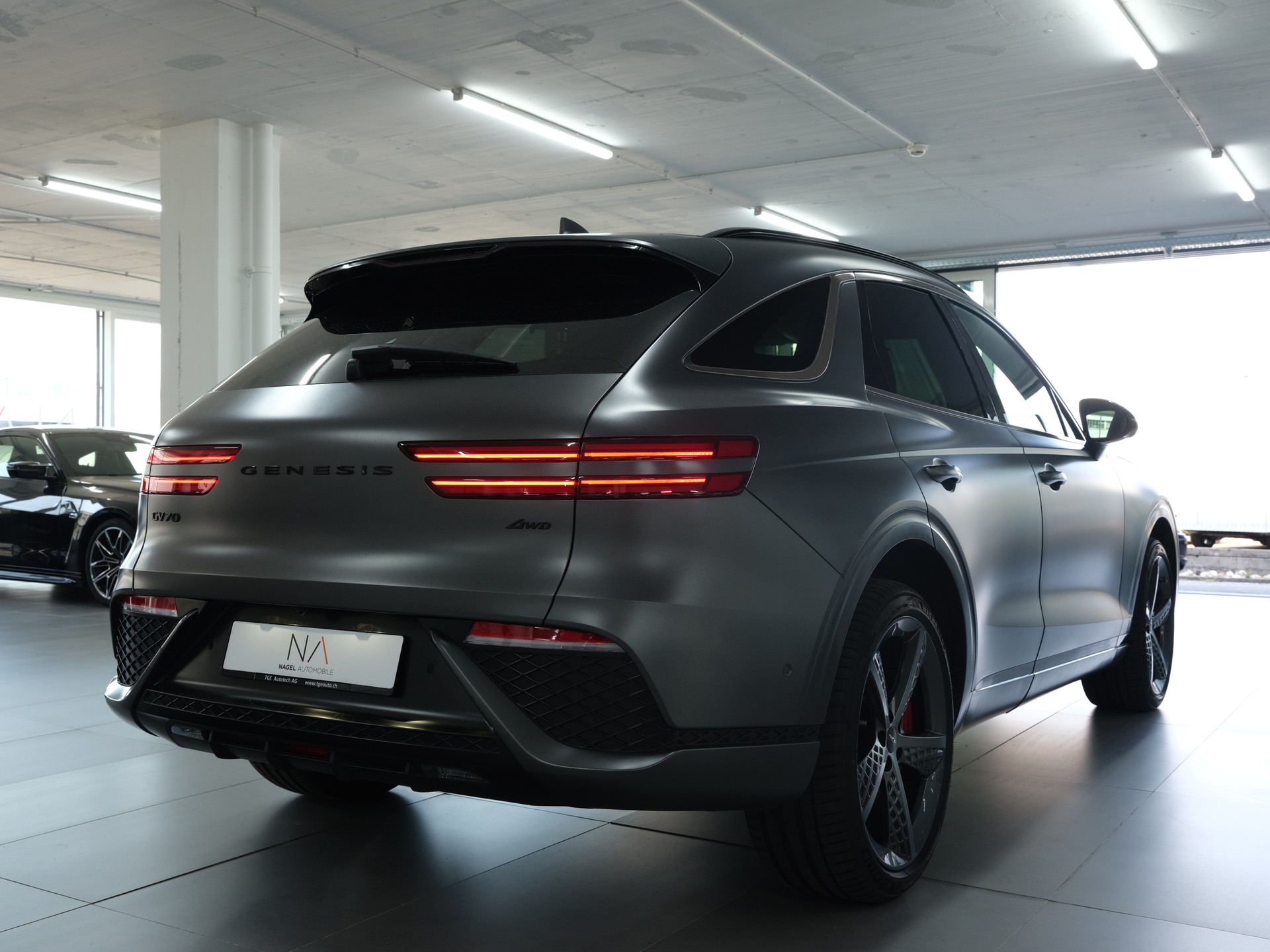 GENESIS GV70 2.2 CRDI Luxury AT8 AWD *Panorama* *360 Kamera* *Vollausstattung*-showroom-element-2