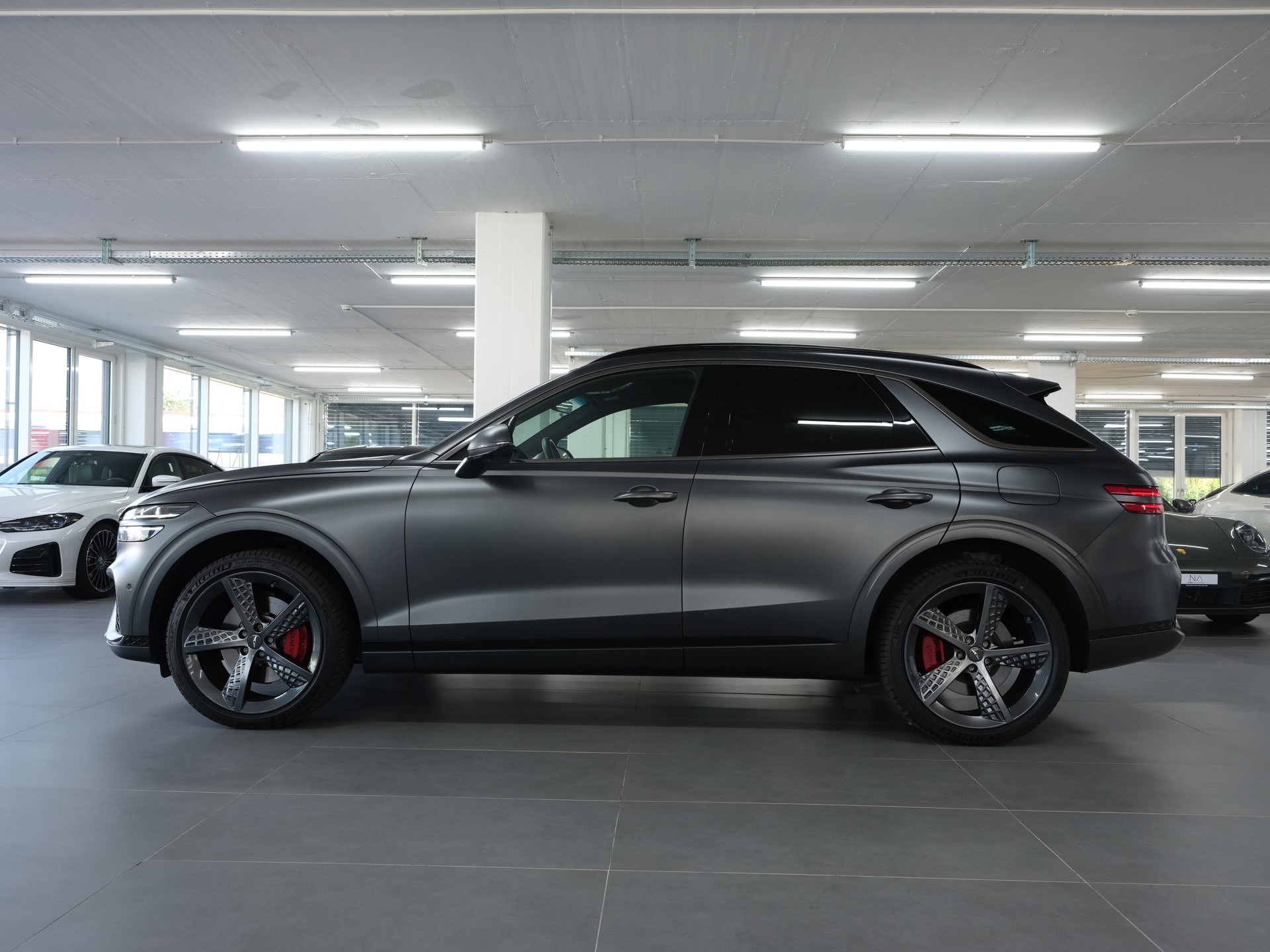 GENESIS GV70 2.2 CRDI Luxury AT8 AWD *Panorama* *360 Kamera* *Vollausstattung*-image-6