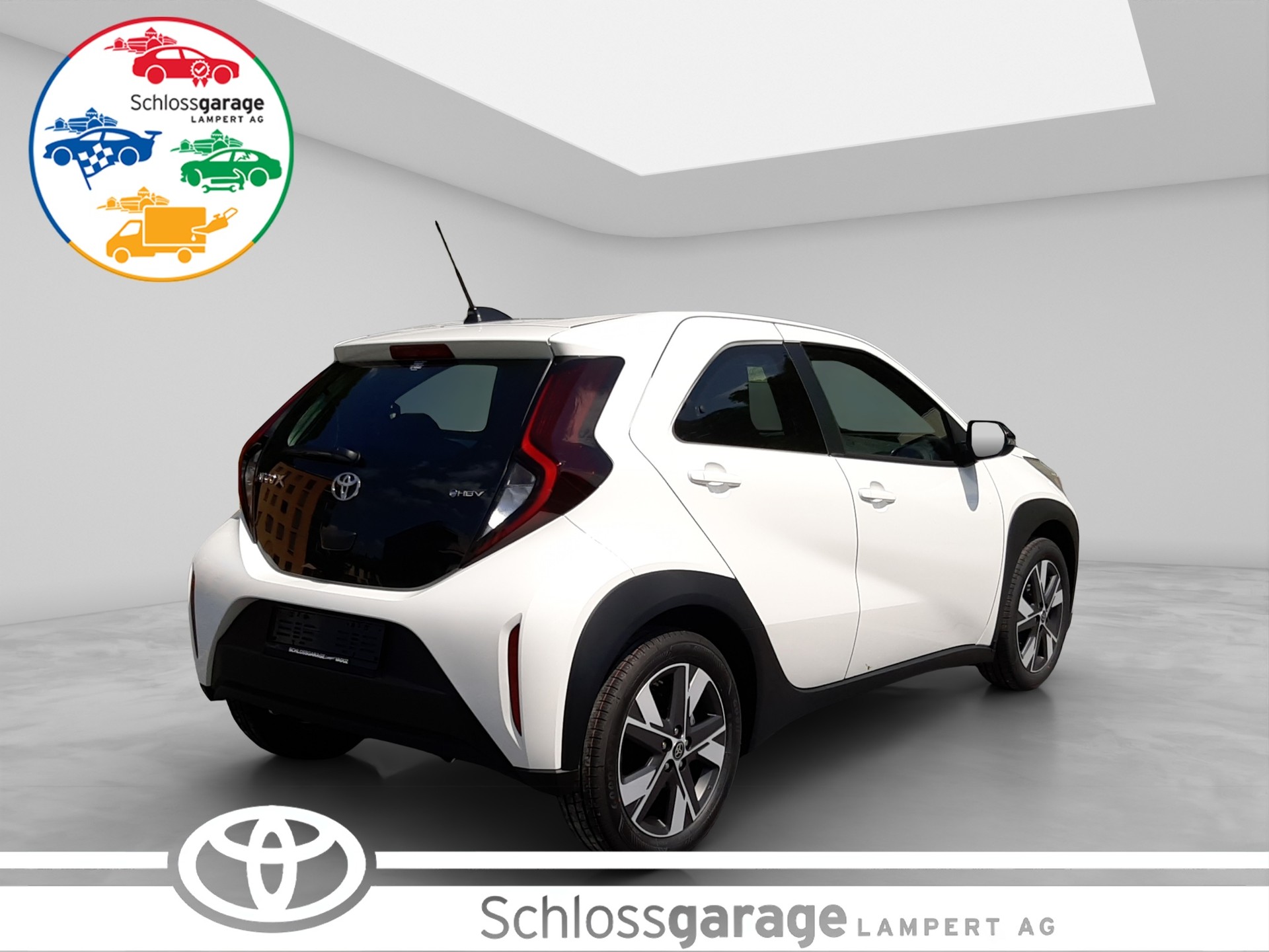 TOYOTA Aygo X 1.5 VVT-i HSD Comfort-image-5