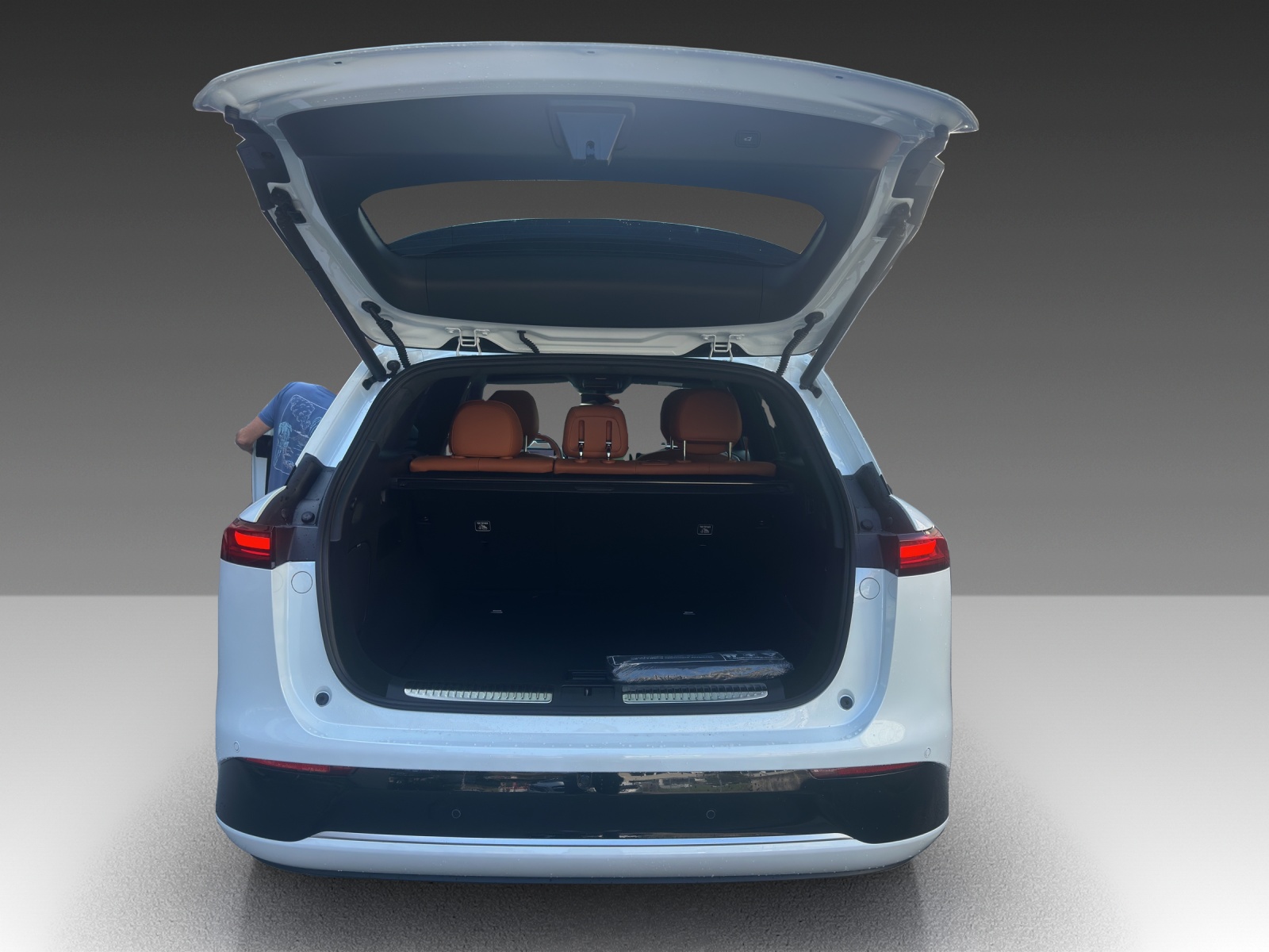 XPENG G9 93kWh Performance AWD-image-18