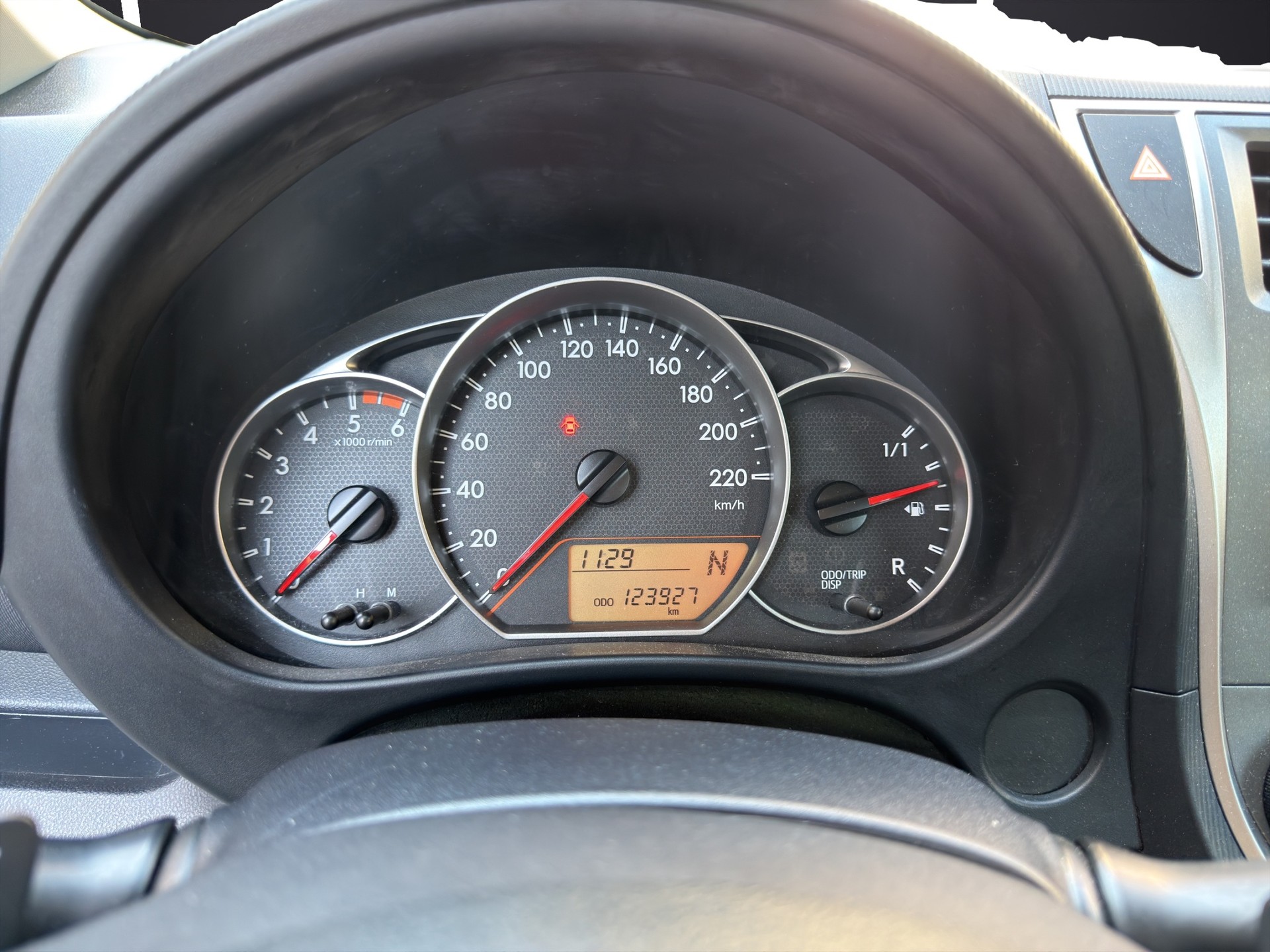 SUBARU Trezia 1.4D Swiss Automatic-image-6