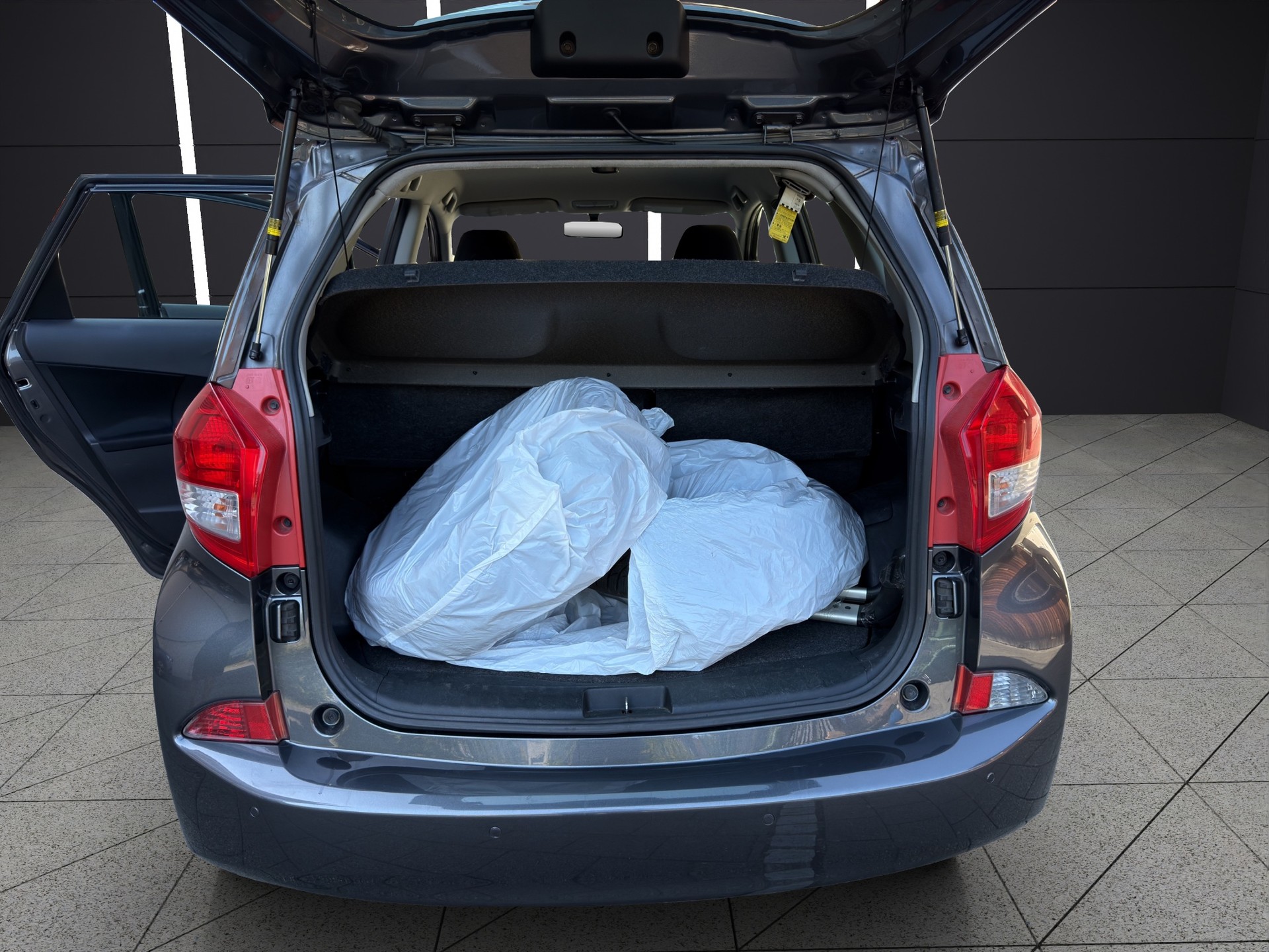 SUBARU Trezia 1.4D Swiss Automatic-image-11