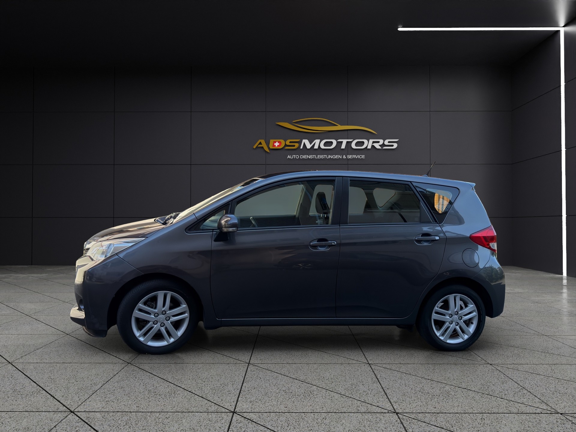 SUBARU Trezia 1.4D Swiss Automatic-image-1