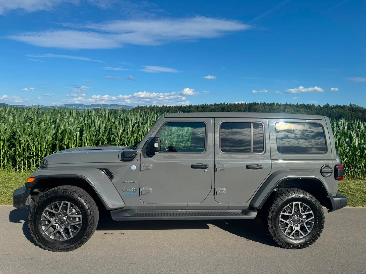 JEEP Wrangler 2.0 PHEV Unlimited Rubicon Automatic Soft Top Sky One Touch-image-4