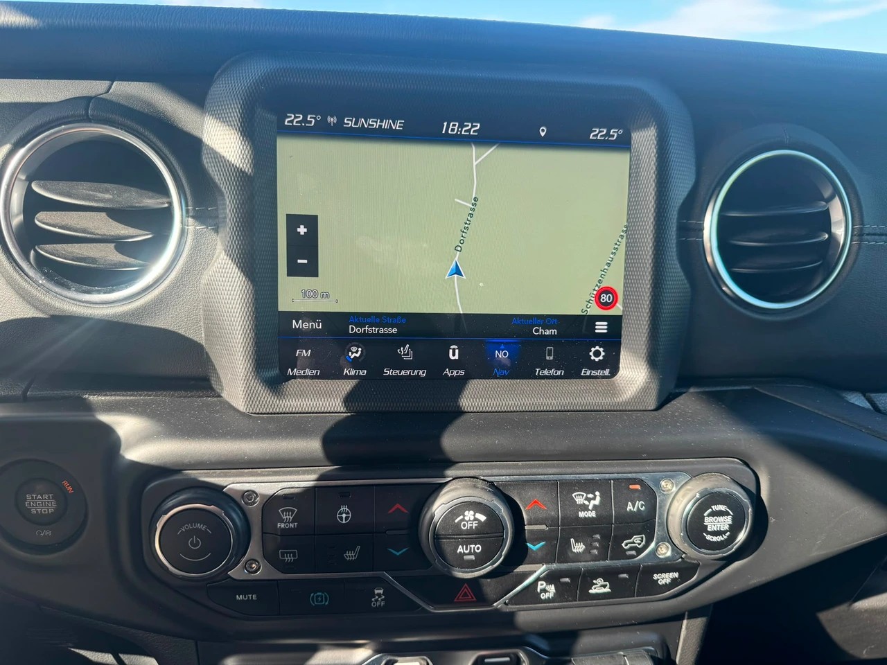 JEEP Wrangler 2.0 PHEV Unlimited Rubicon Automatic Soft Top Sky One Touch-image-12