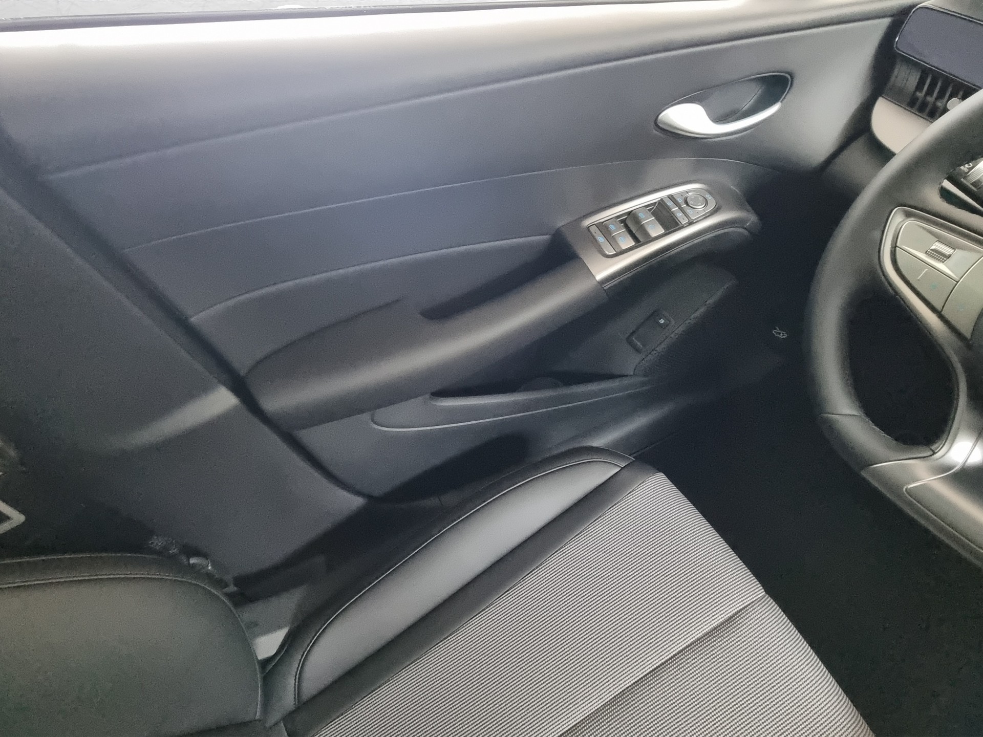 BYD Dolphin G DM-i Comfort-image-11