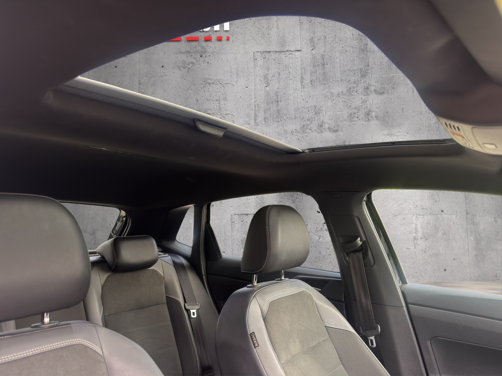 VW Polo 2.0 TSI GTI DSG-image-14