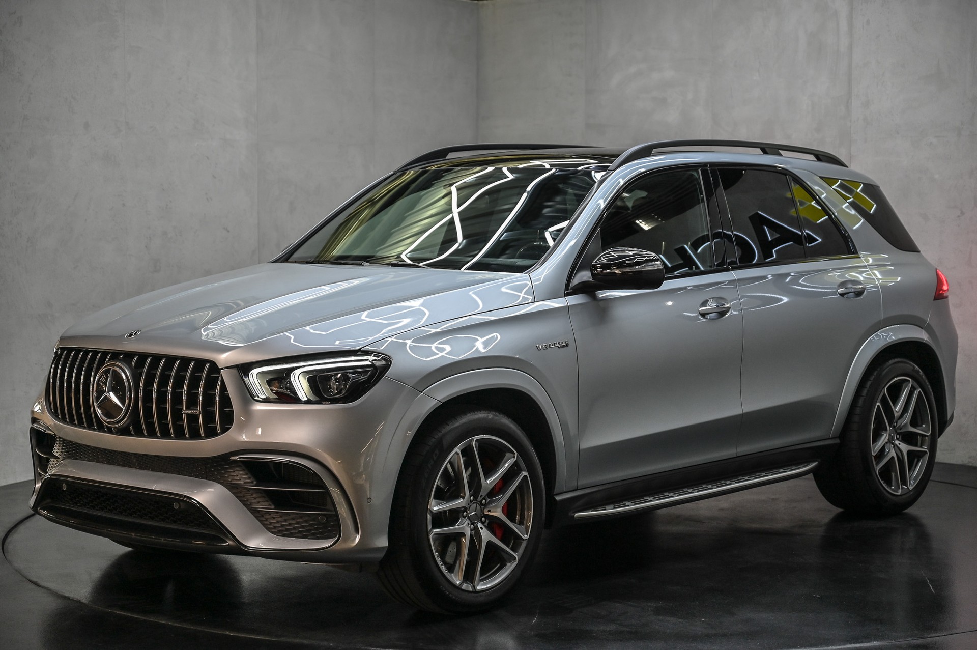 MERCEDES-BENZ GLE 63 S AMG 4matic + 9G-Speedshift-showroom-element-2