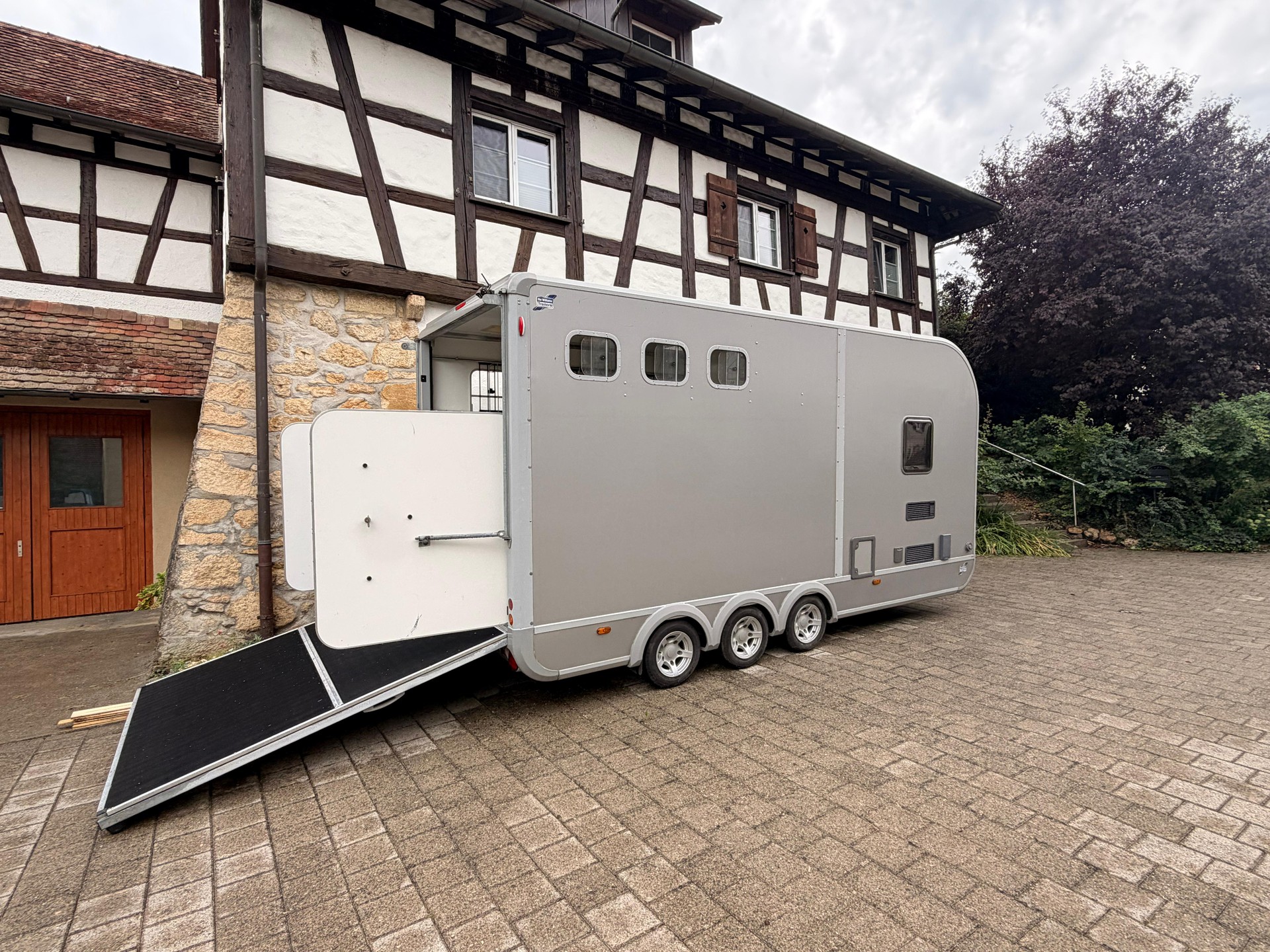 IFOR Ifor Williams Eventa L Gold – 3-Achser