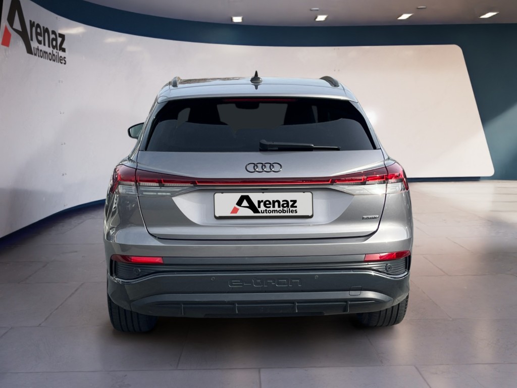 AUDI Q4 e-tron 50 quattro-showroom-element-3