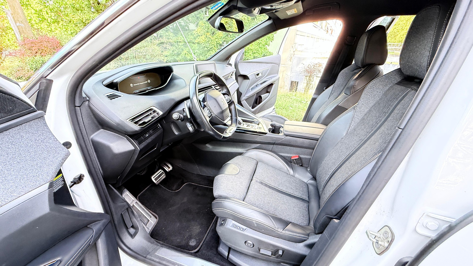 PEUGEOT 3008 1.5 BlueHDi Active EAT-image-7