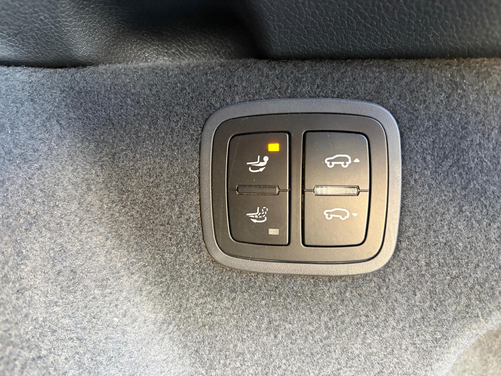 PORSCHE Macan S PDK - Attelage - Toit ouvrant-image-6