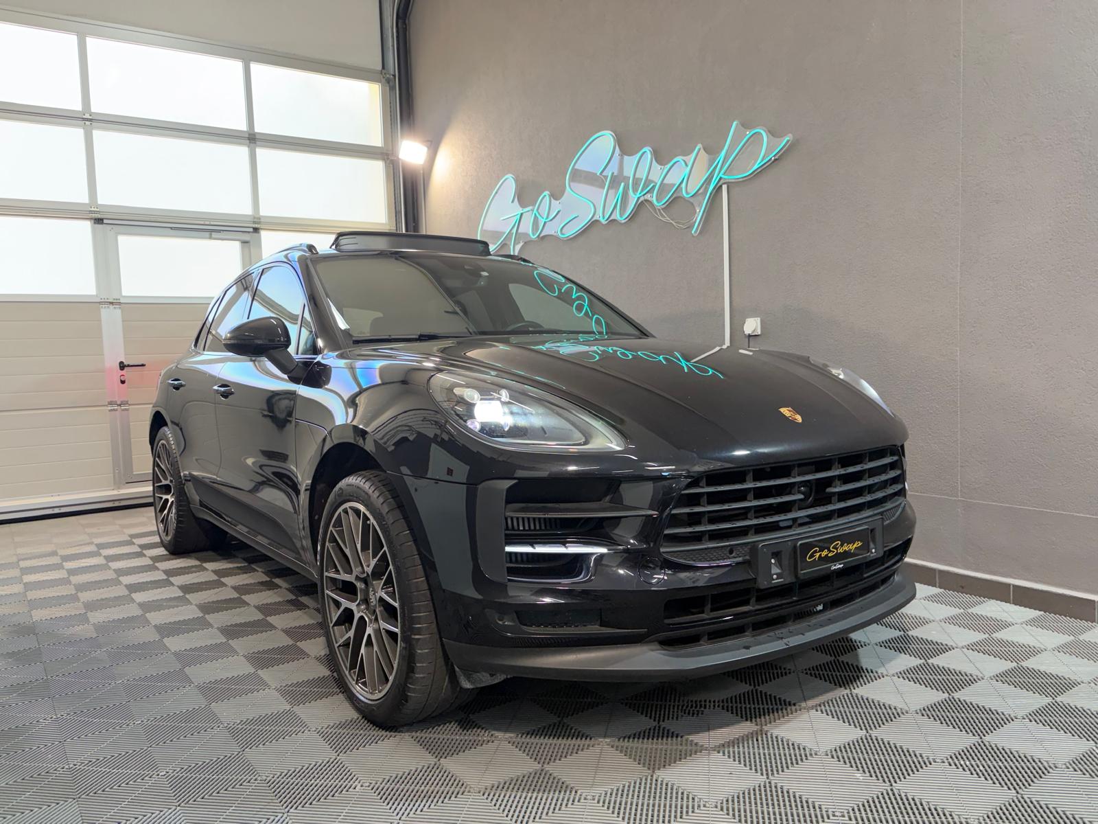PORSCHE Macan S PDK - Attelage - Toit ouvrant-image-7