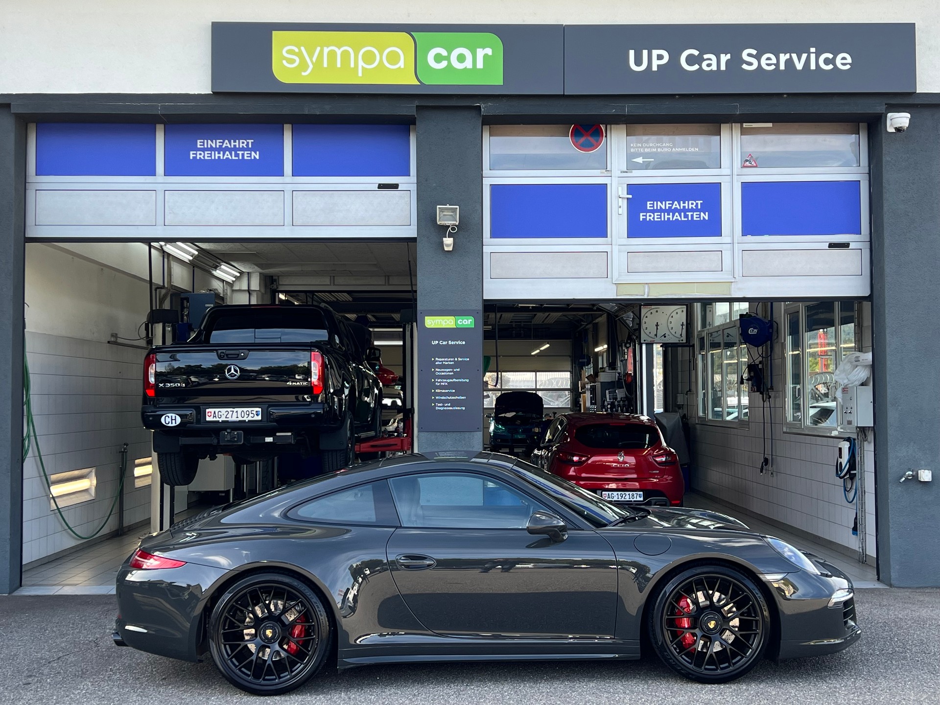 PORSCHE 911 Coupé 3.8 Carrera 4 GTS PDK * PTS Schiefergrau *-showroom-element-3