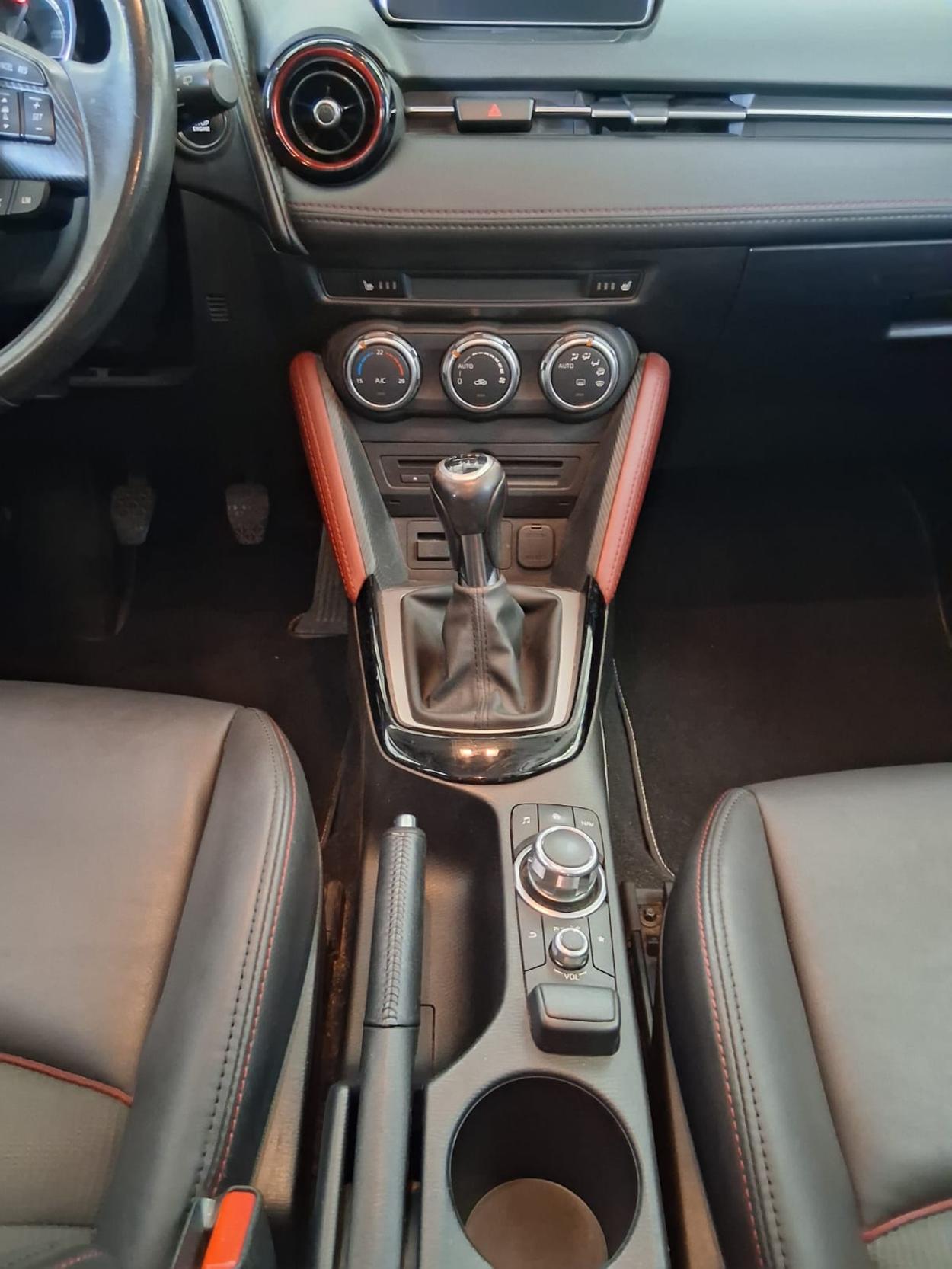MAZDA CX-3 2.0 Ambition-image-12