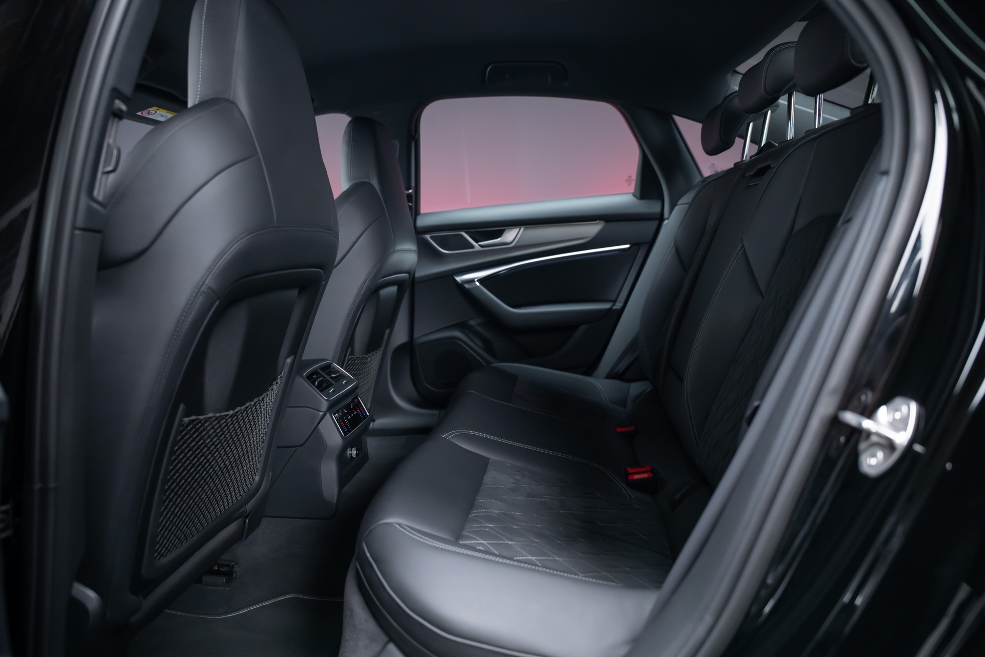 AUDI S6 3.0 V6 TDI quattro T-Tronic / Sportsitze / Rückfahrkamera / el.Heckklappe-image-17