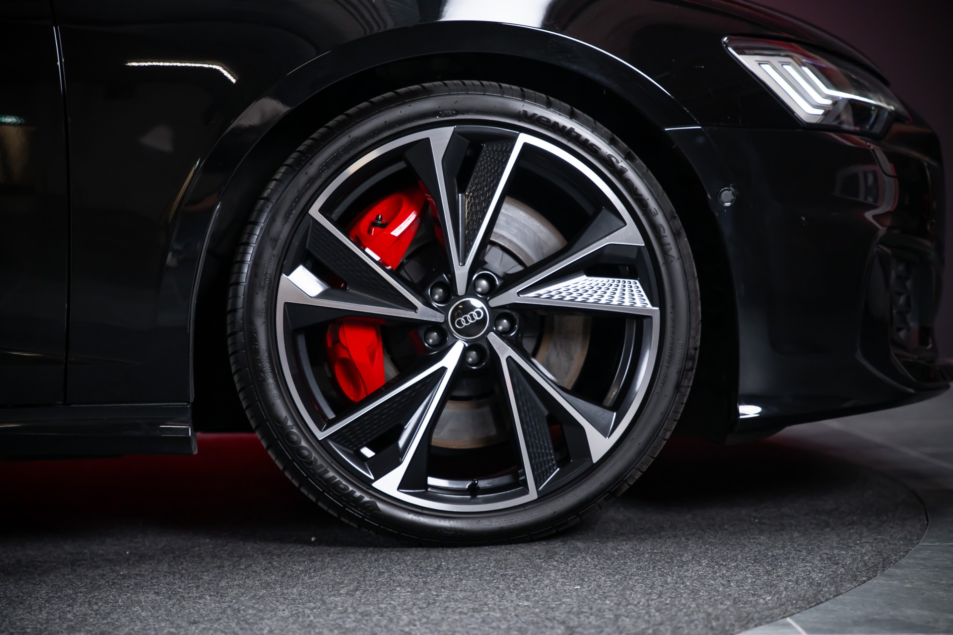 AUDI S6 3.0 V6 TDI quattro T-Tronic / Sportsitze / Rückfahrkamera / el.Heckklappe-image-41