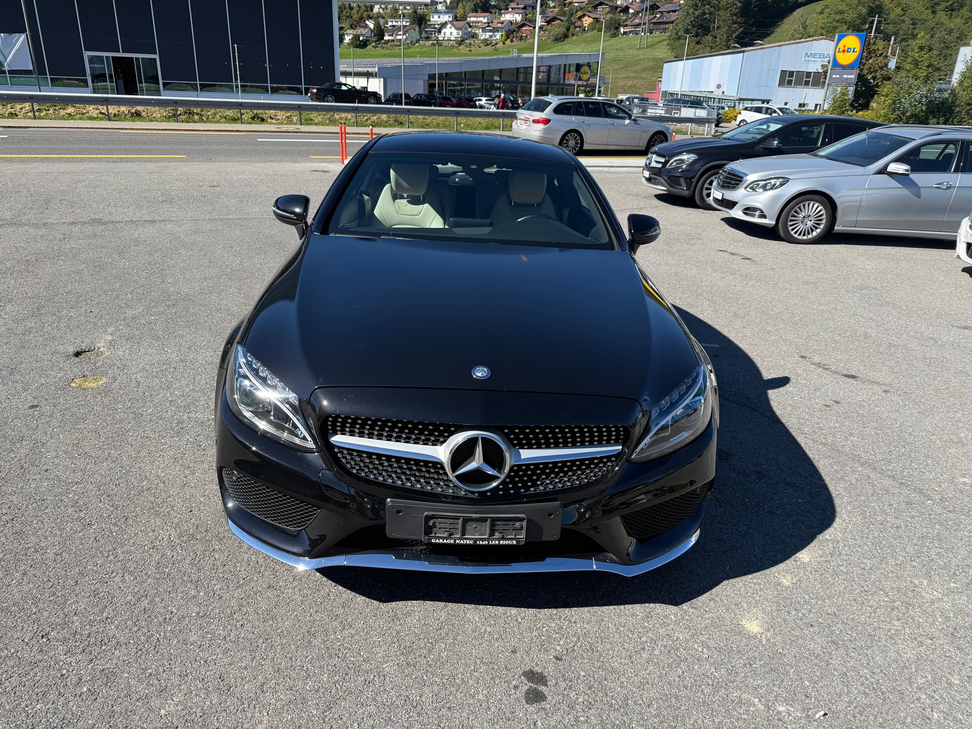 MERCEDES-BENZ C 180 AMG Line Coupé-showroom-element-1