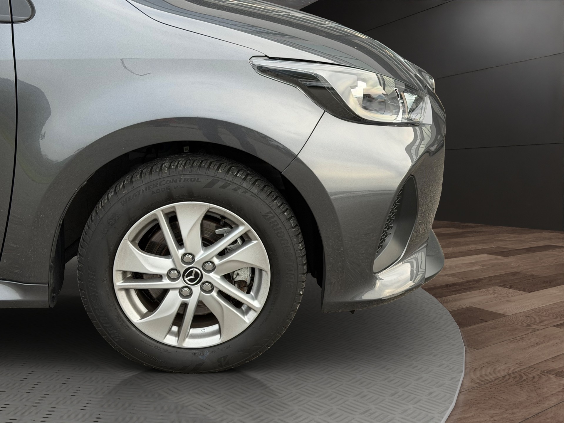 MAZDA 2 Hybrid Centre-line-image-23