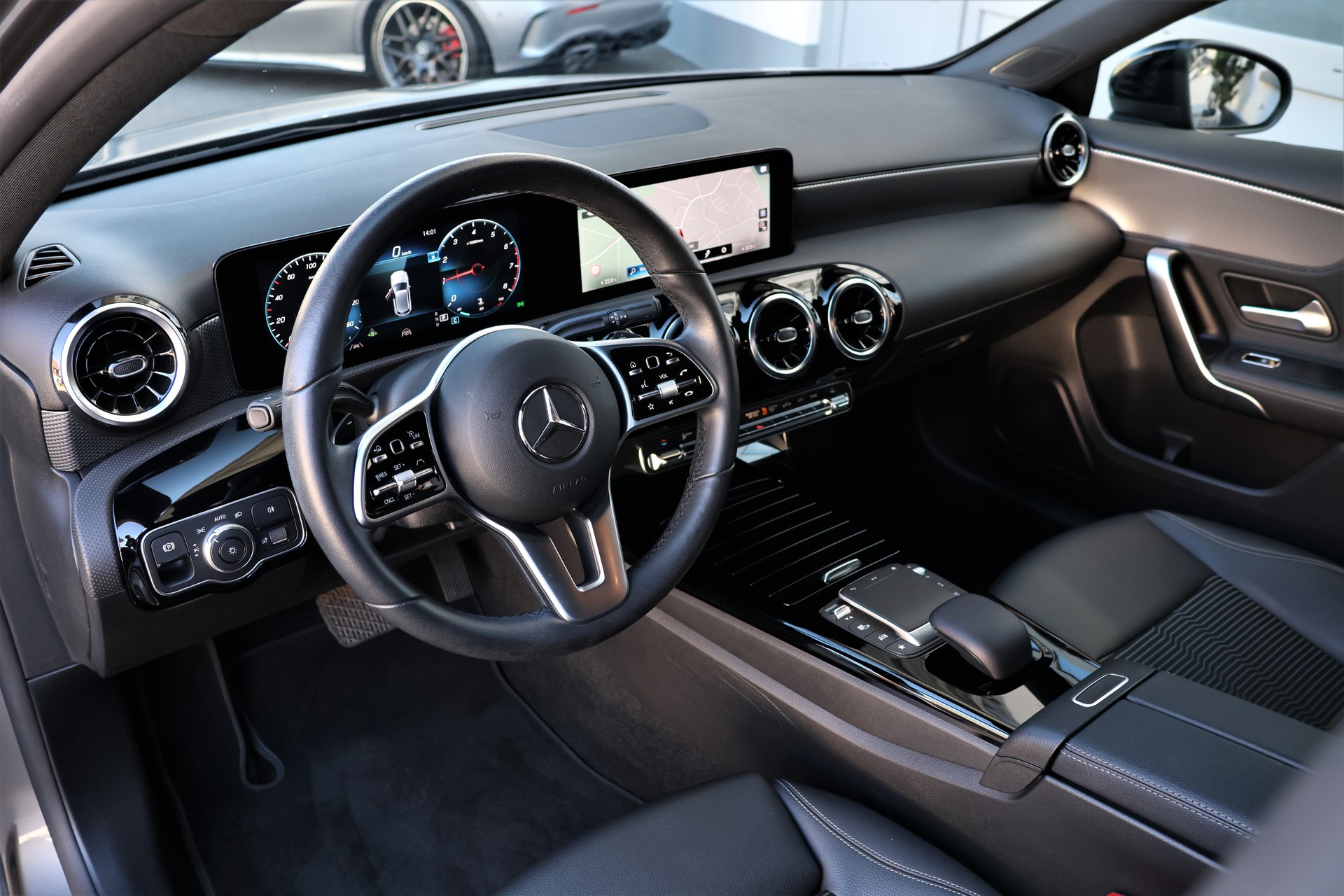 MERCEDES-BENZ A 180 Night Star 7G-DCT (CH)-image-10