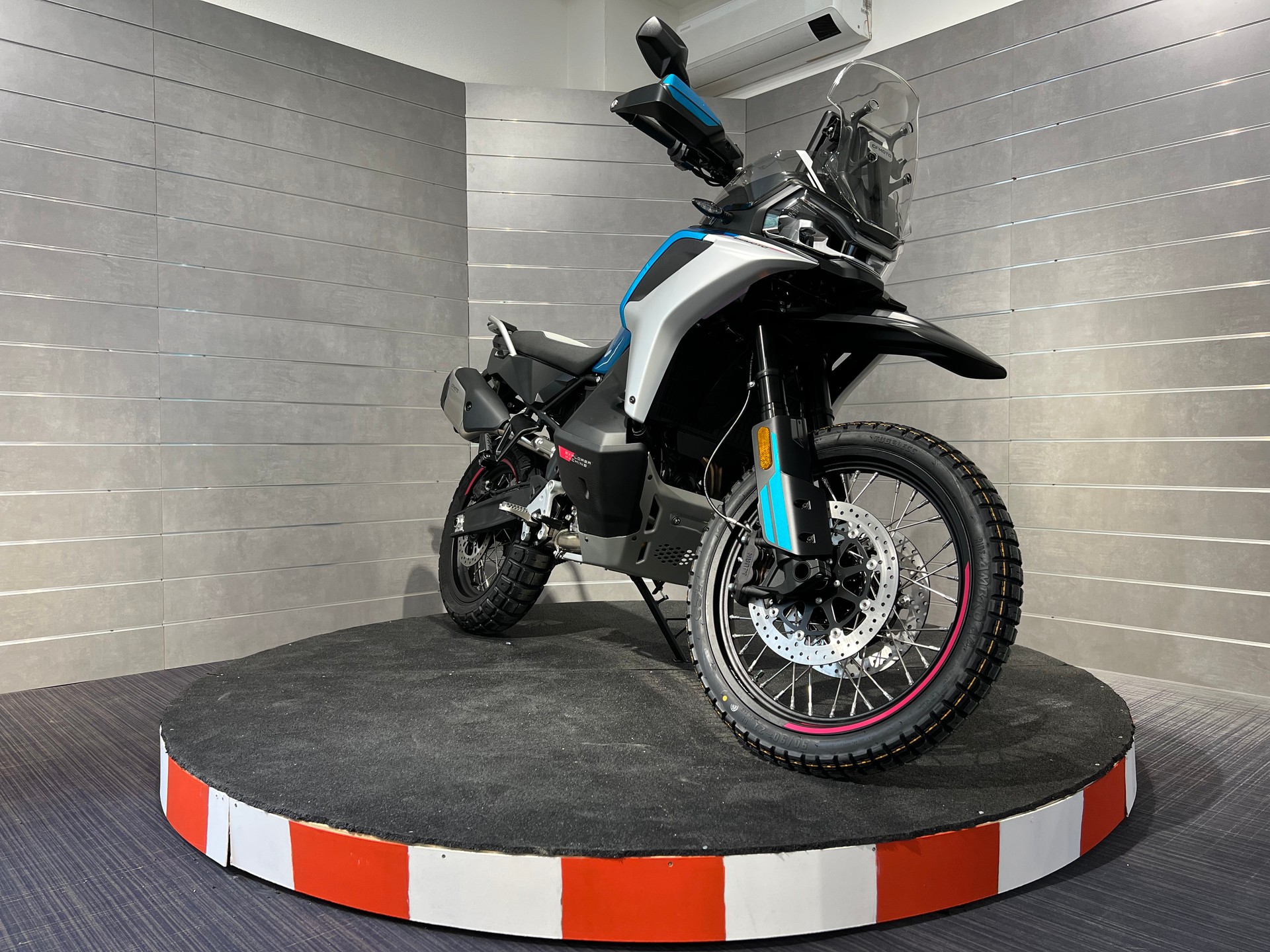 CF MOTO 800MT-X-image-7