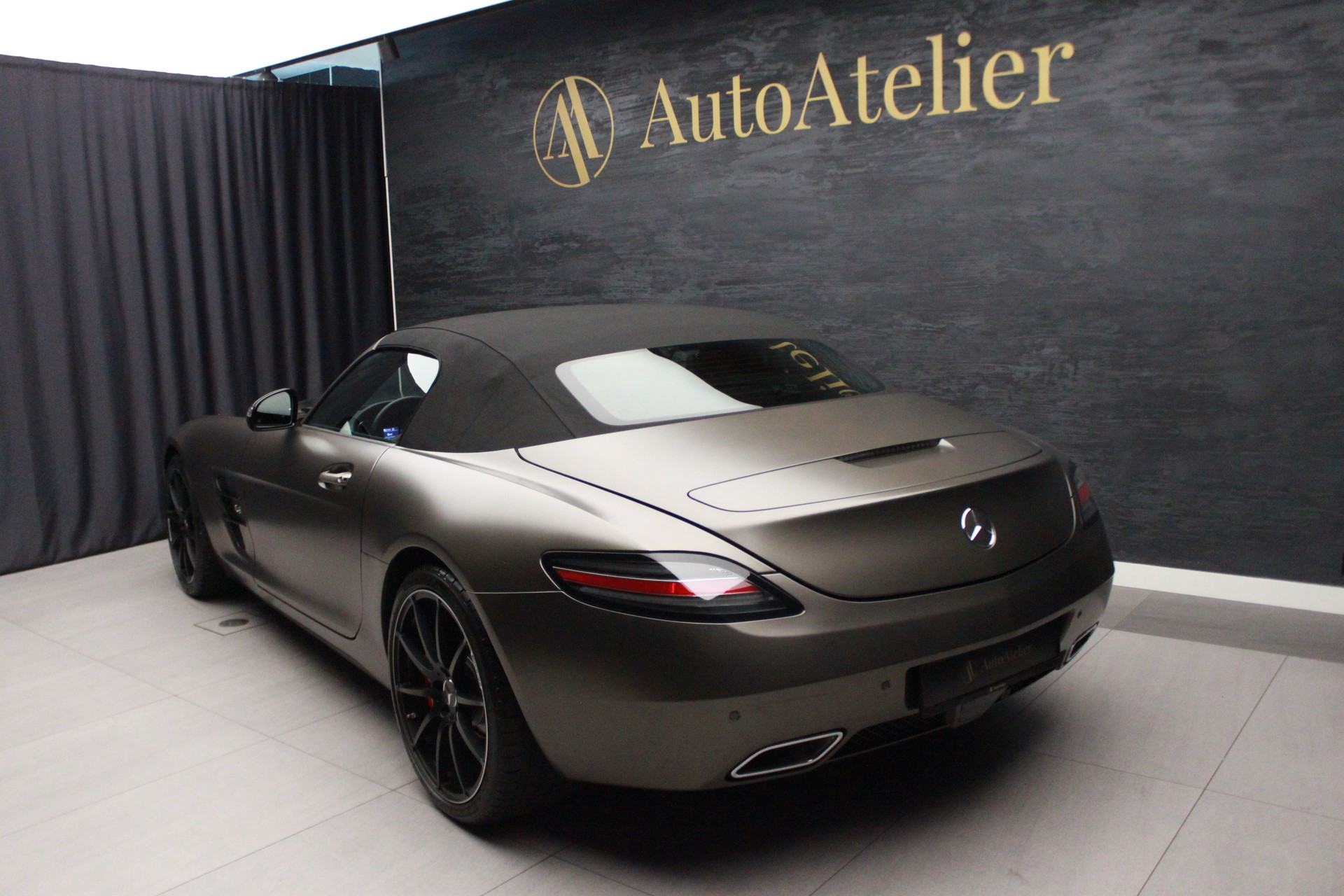 MERCEDES-BENZ SLS 63 AMG GT Speedshift-image-6