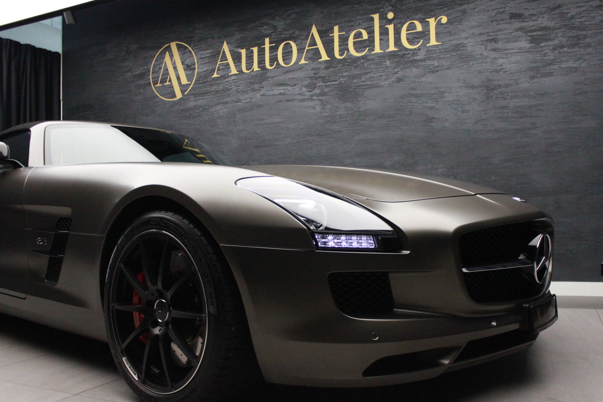 MERCEDES-BENZ SLS 63 AMG GT Speedshift-image-5