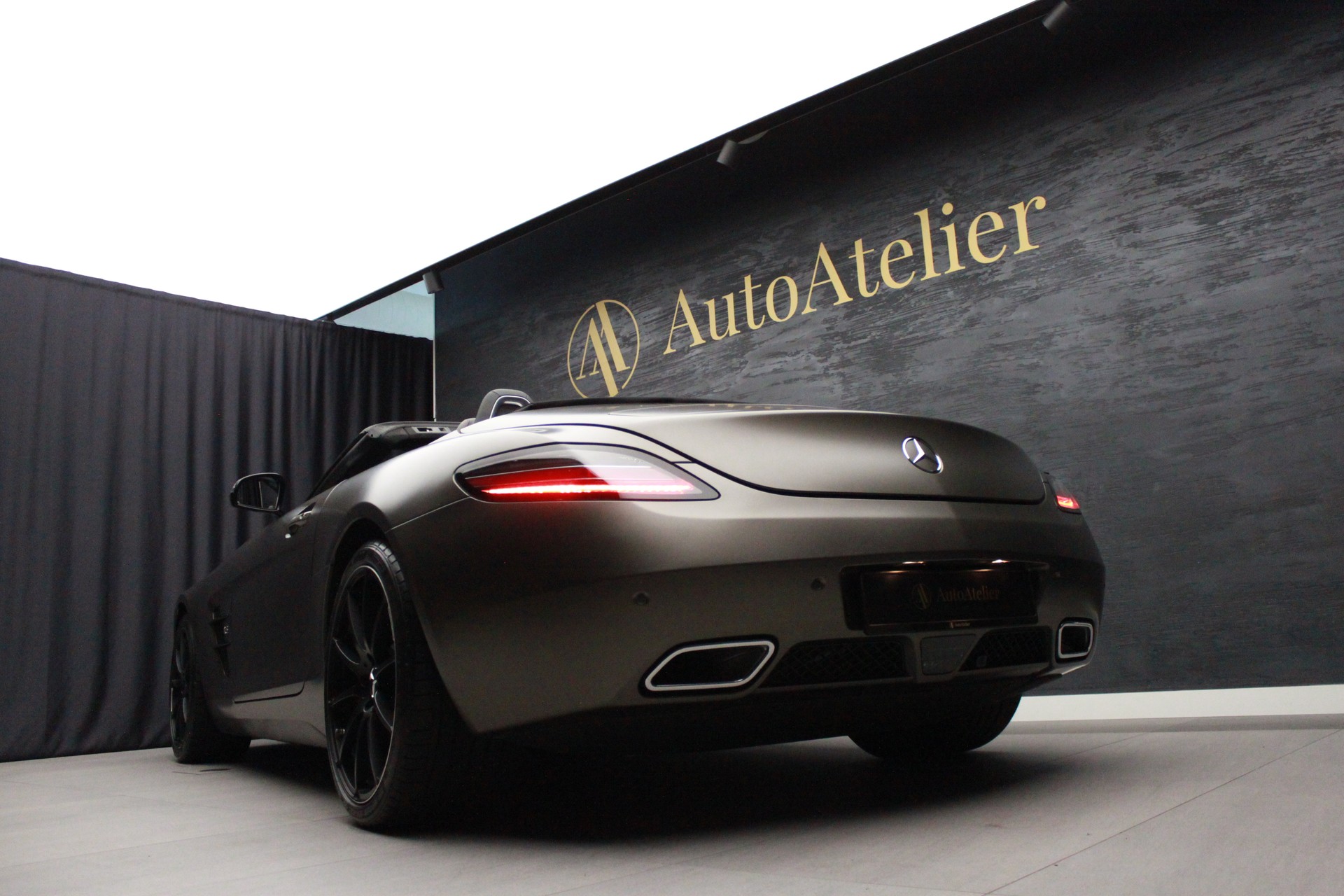 MERCEDES-BENZ SLS 63 AMG GT Speedshift-image-8