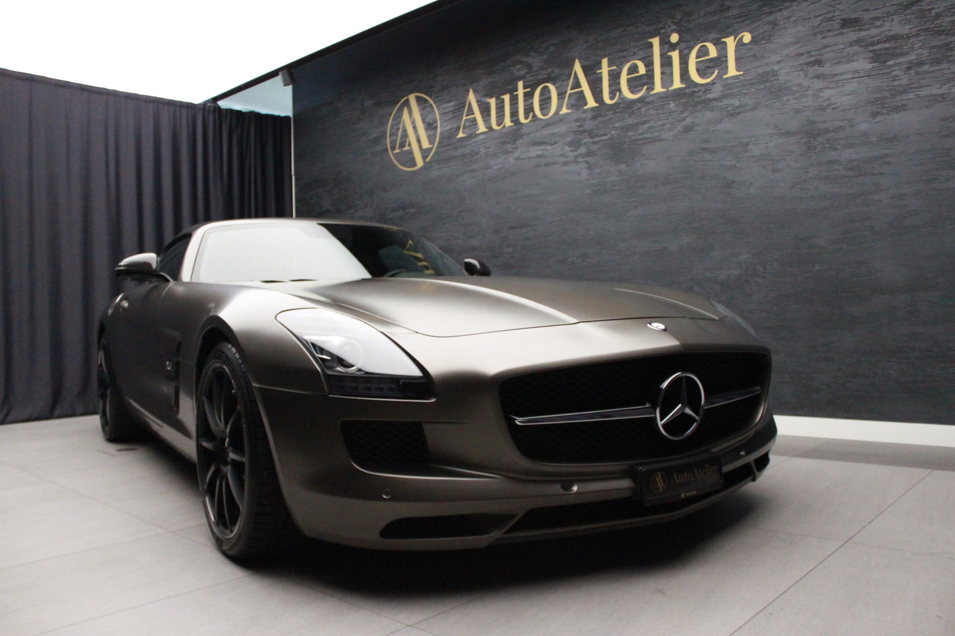 MERCEDES-BENZ SLS 63 AMG GT Speedshift-showroom-element-1