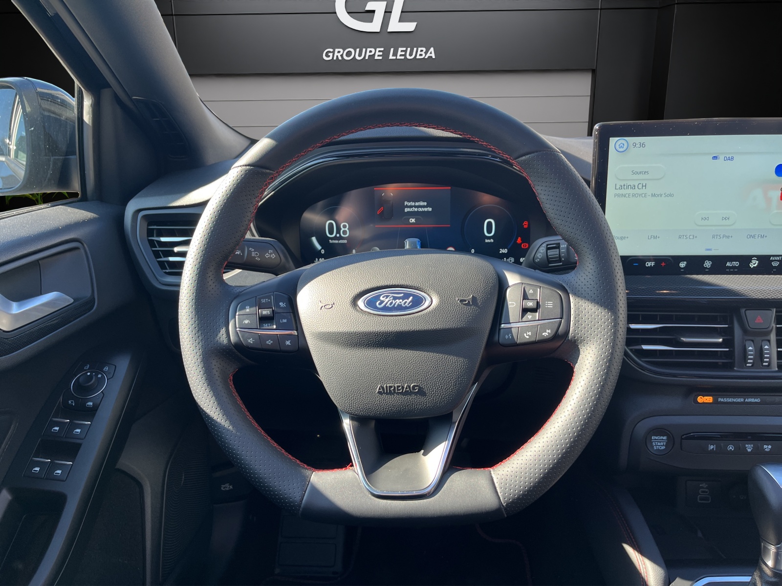 FORD Focus 1.0 MHEV ST-Line X Automat-image-13